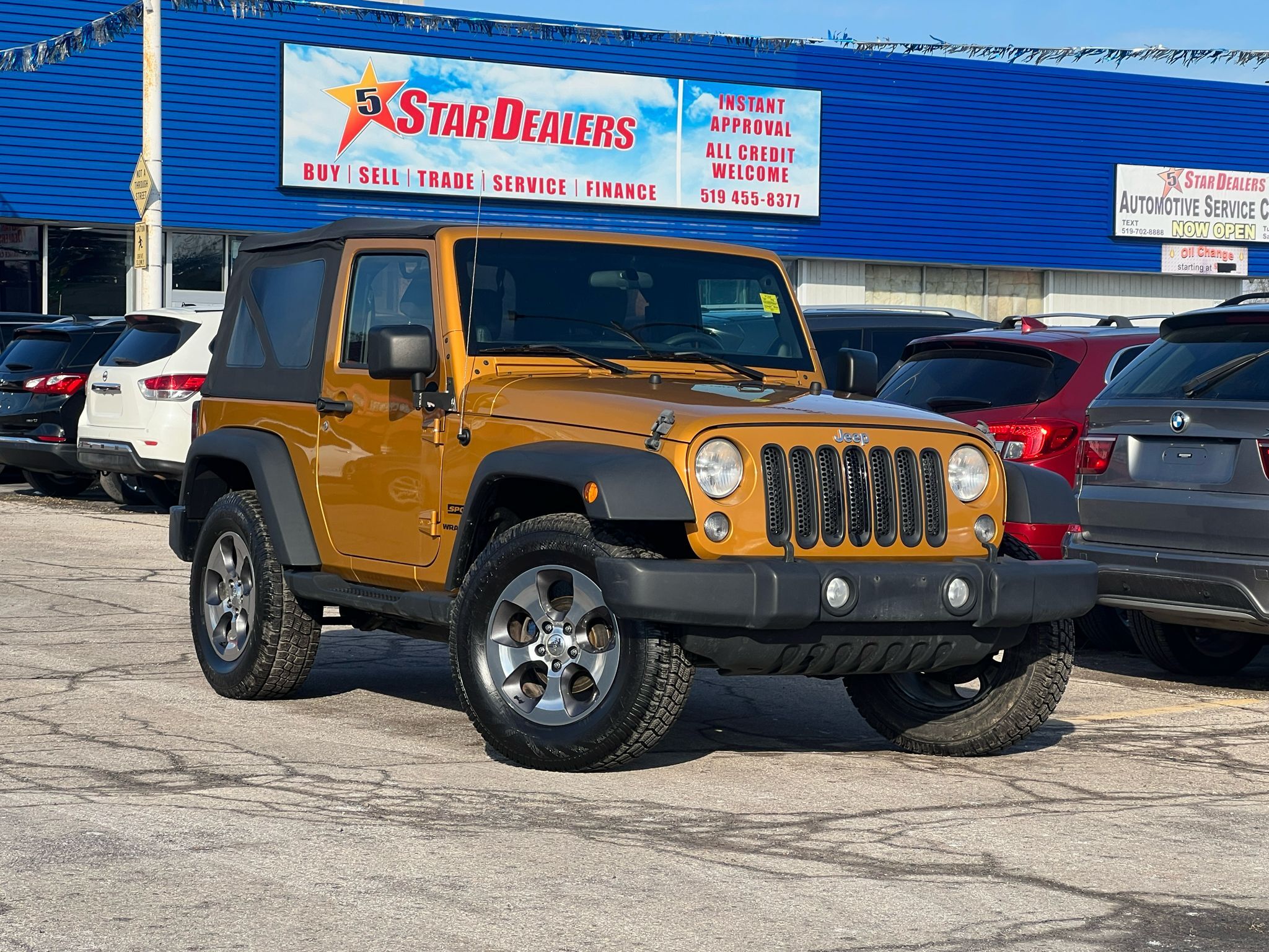 2014 Jeep Wrangler EXCELLENT CONDITION MUST SEE WE FINANCE ALL CREDIT