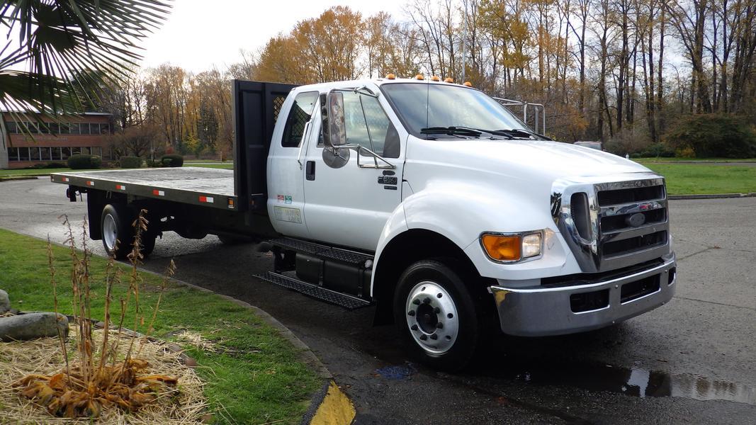 2008 Ford F-650 20 Foot Flat Deck SuperCab 2WD Dually Diesel