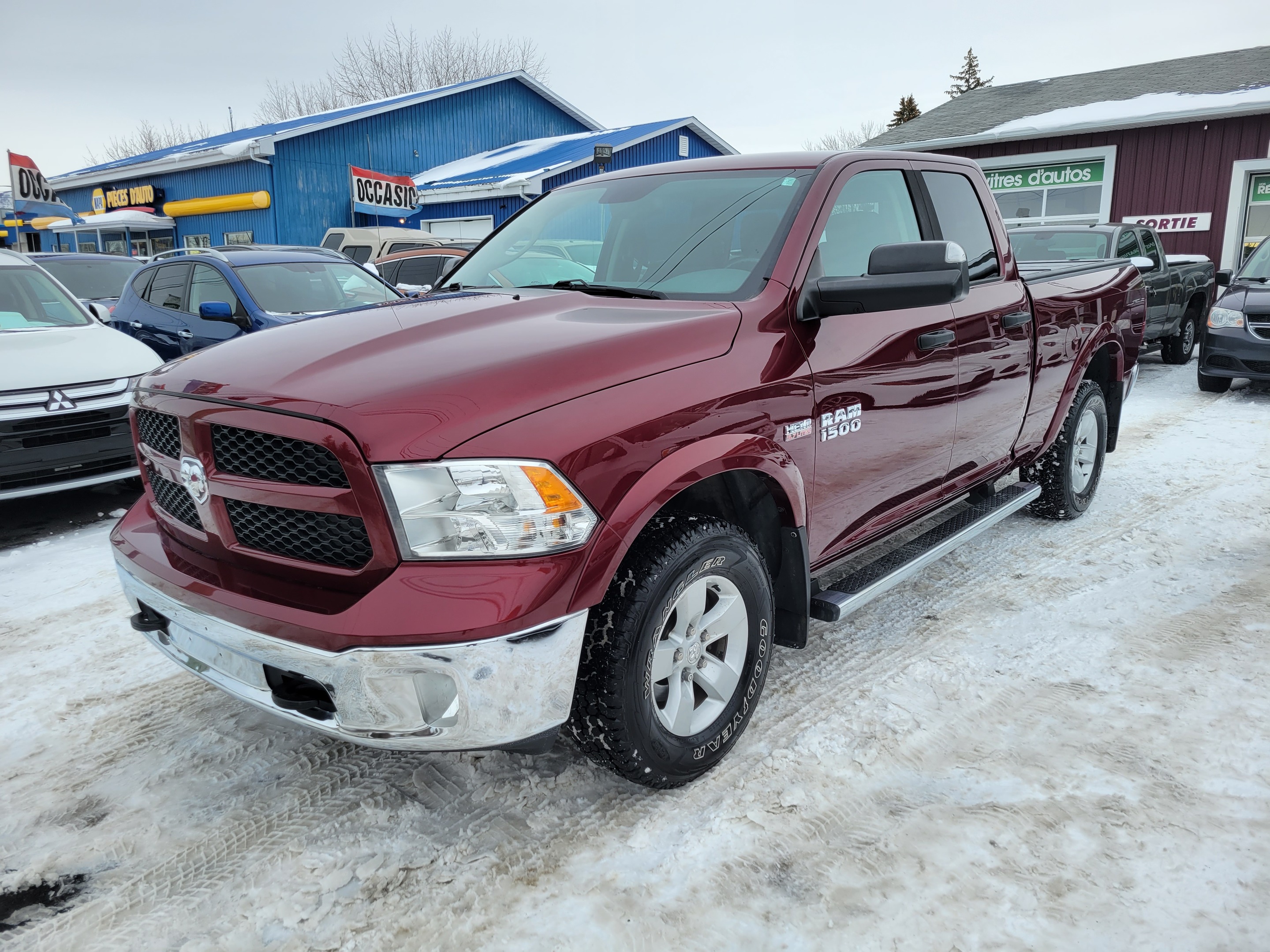 2016 Ram 1500 4WD --5,7lL**88000 km-- 1 PROPRIO-COMME NEUF**