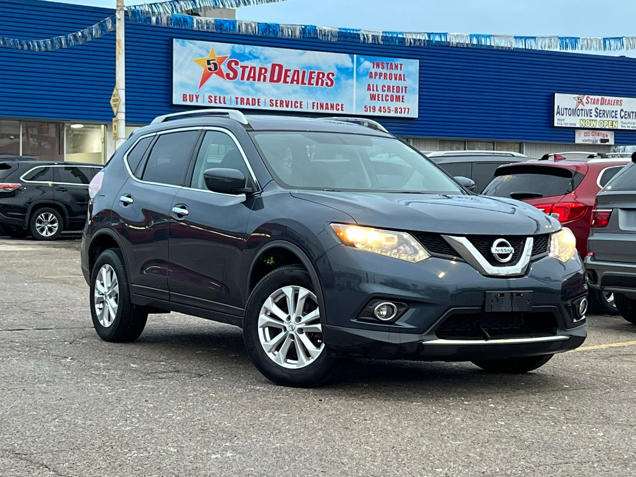 2016 Nissan Rogue AWD PANO ROOF H-SEATS LOADED WE FINANCE ALL CREDIT