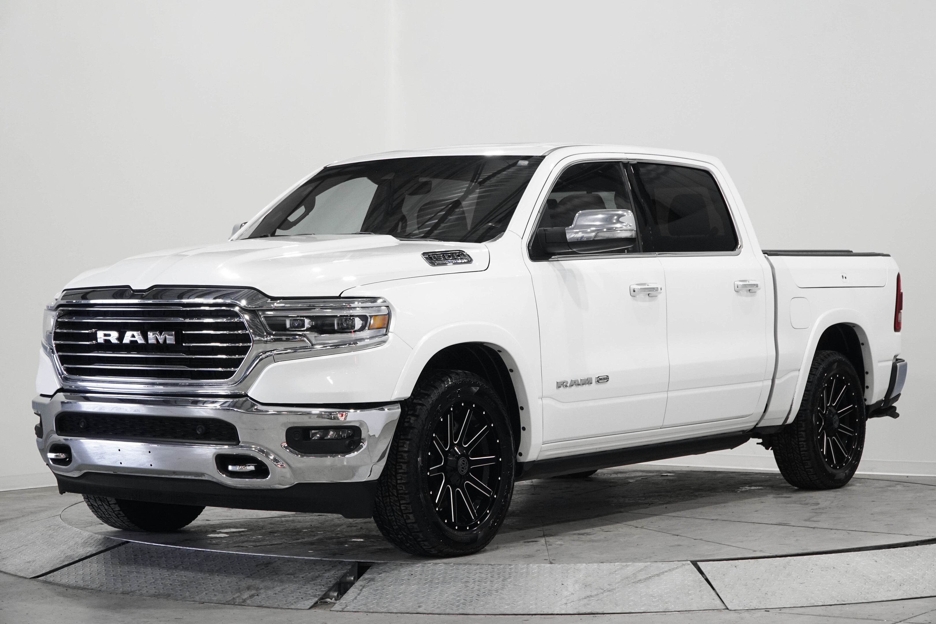 2021 Ram 1500 Limited Longhorn 4x4 Cuir Toit ouvrant pano.