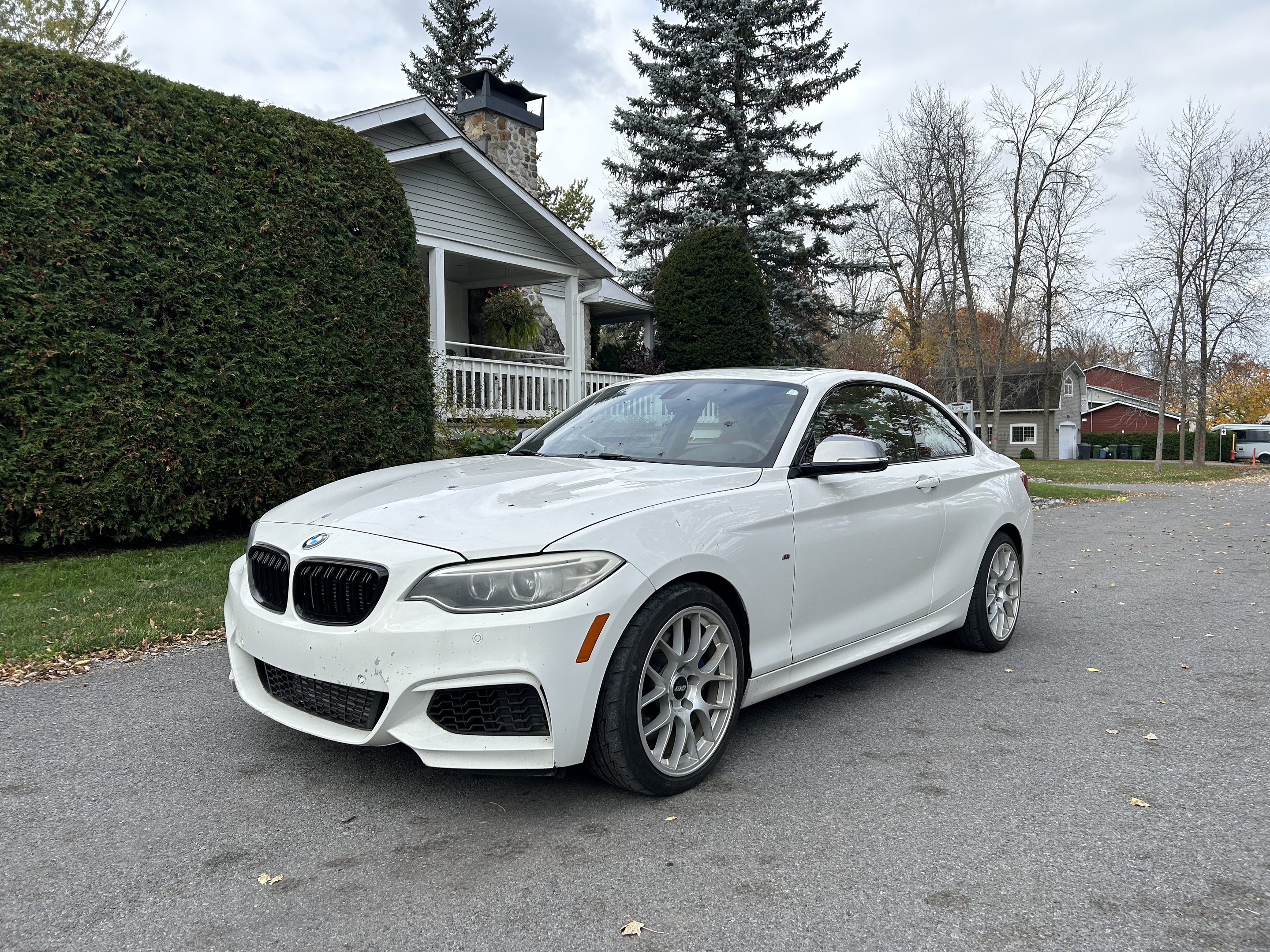 2014 BMW 2 Series 2dr Cpe M235i RWD | RED INTERIOR | NO ACCIDENT