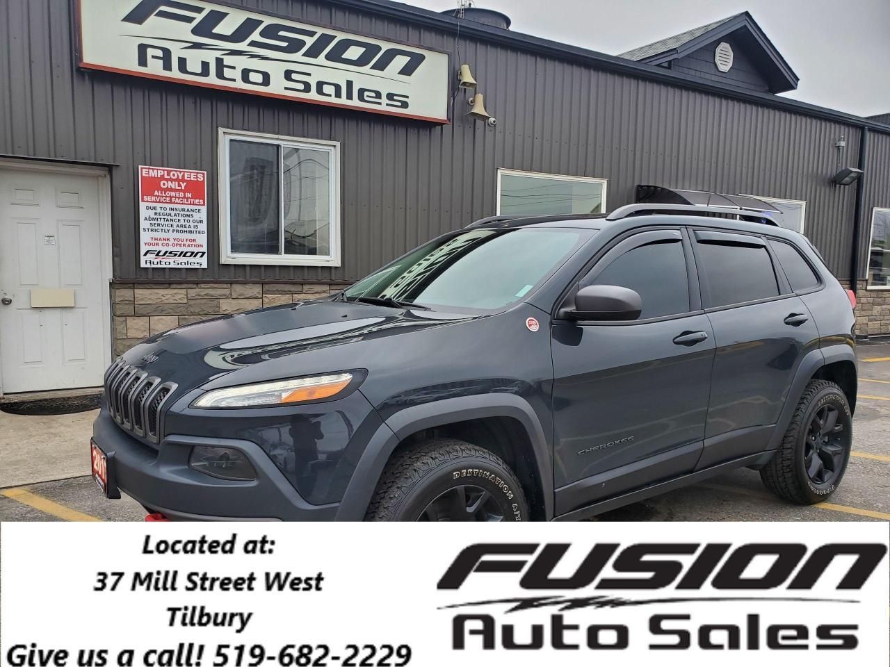 2017 Jeep Cherokee Trailhawk-NO HST TO A MAX OF $2000 LTD TIME ONLY