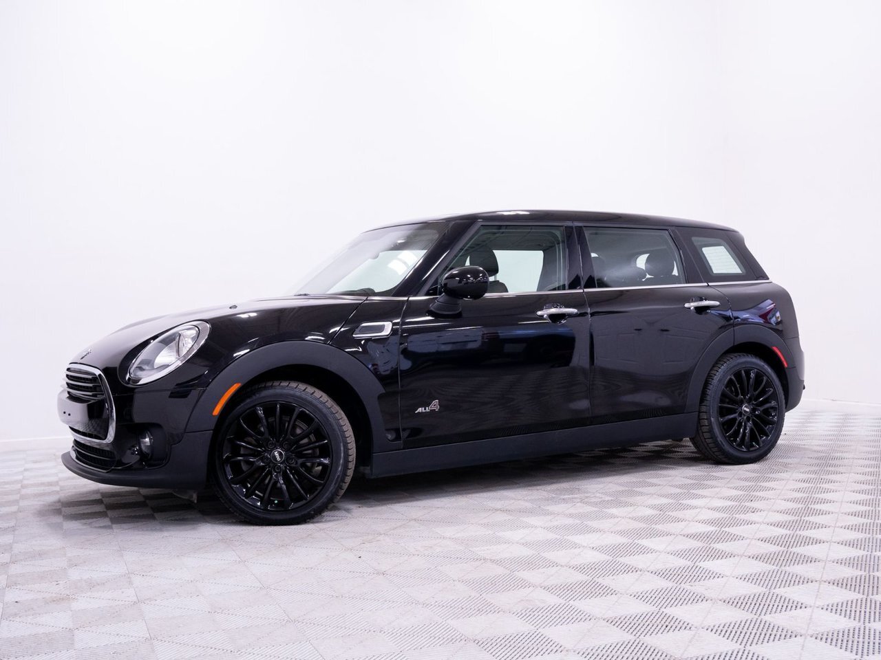 2019 MINI Cooper Clubman ALL4 Clubman Classic | *Inspected* *Winter tires includ