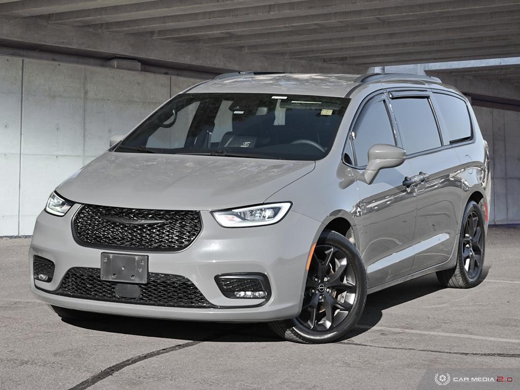 2022 Chrysler Pacifica Touring L | S APPEARANCE PACKAGE	
