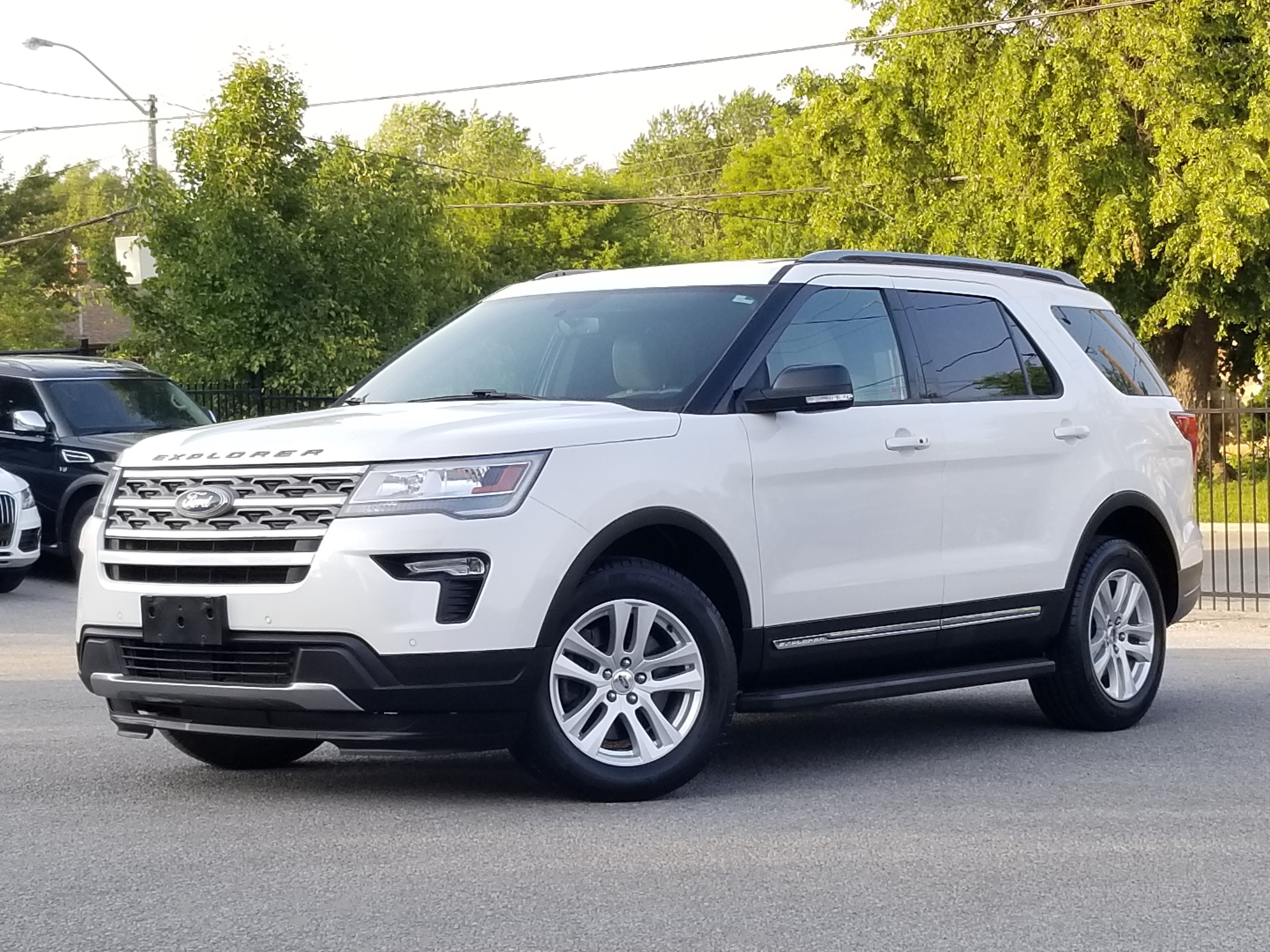 2018 Ford Explorer 4WD|LEATHER|NAV|CAMERA|PANO|RUNNING BOARDS|HEATEDS