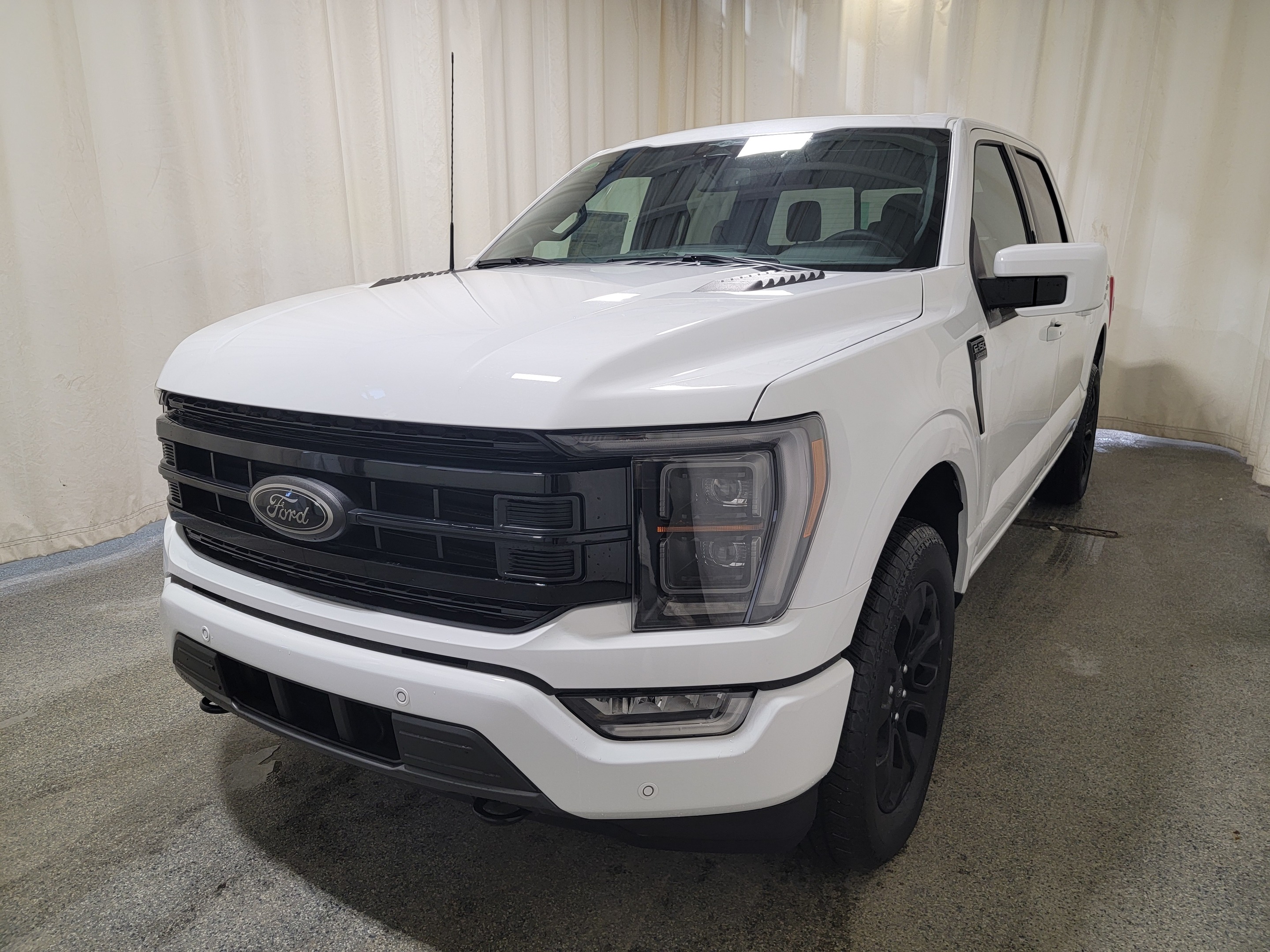 2023 Ford F-150 LARIAT 502A W/ TWIN PANEL MOONROOF