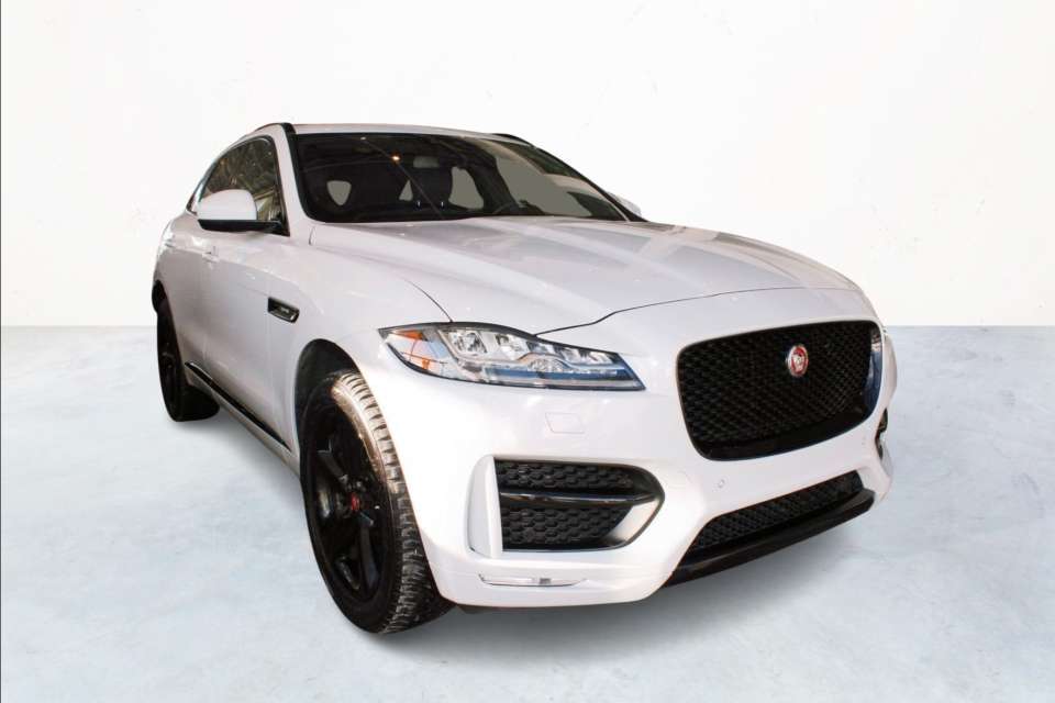 2017 Jaguar F-Pace 35t R-Sport 1 OWNER + NEVER ACCIDENTED