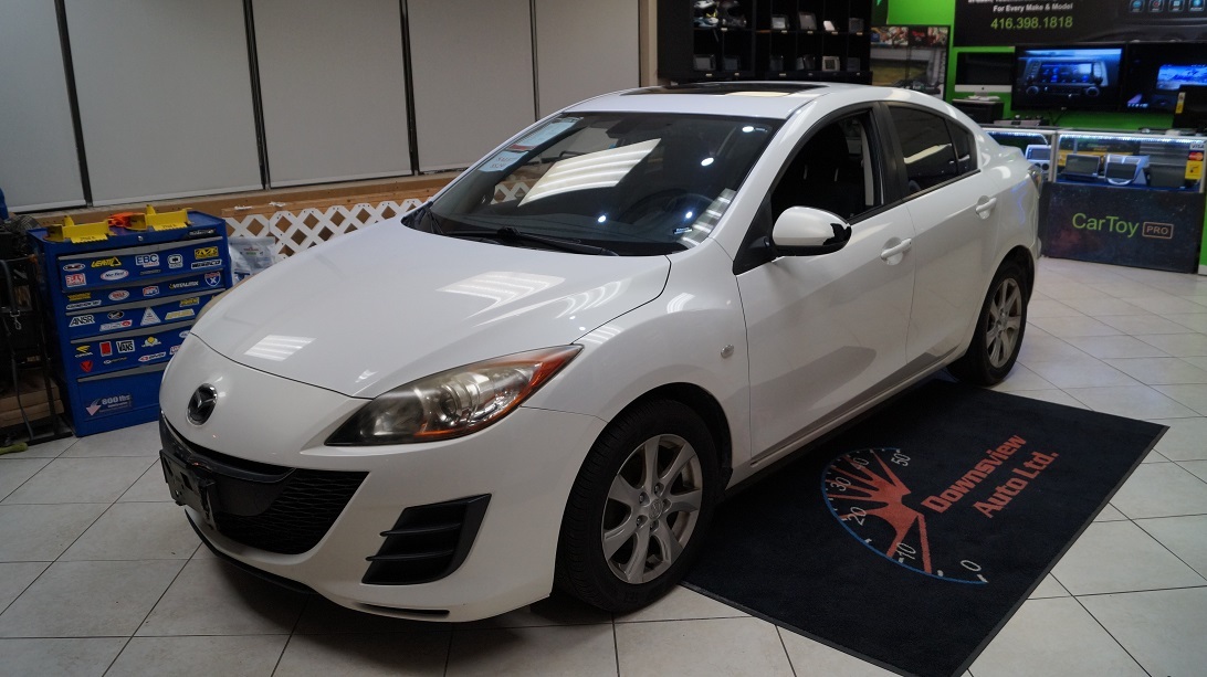 2010 Mazda Mazda3 AUTO! LOADED! ROOF! BT! ALLOYS! SAFETY AVAILABLE!