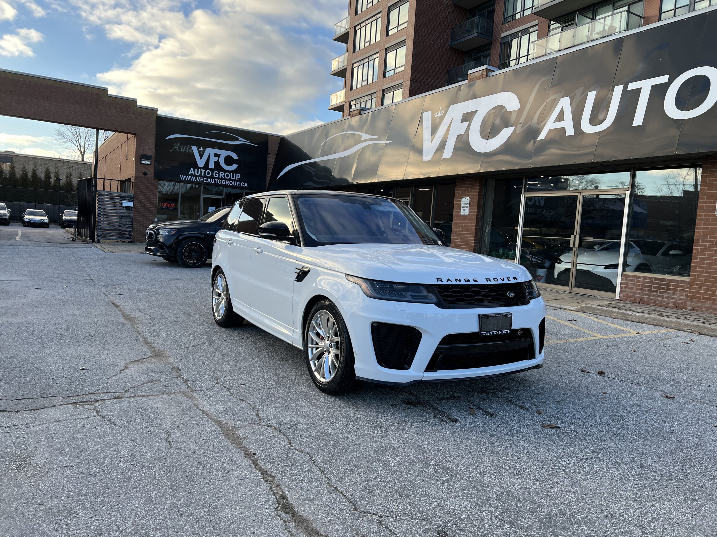 2019 Land Rover Range Rover Sport SVR! HIGHLY OPTIONED! ACCIDENT FREE!