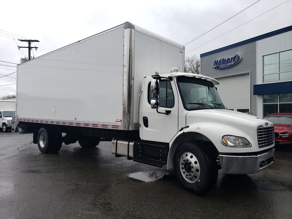 2021 Freightliner M2 106 boite 26 pieds x 102 x 99 monte charge