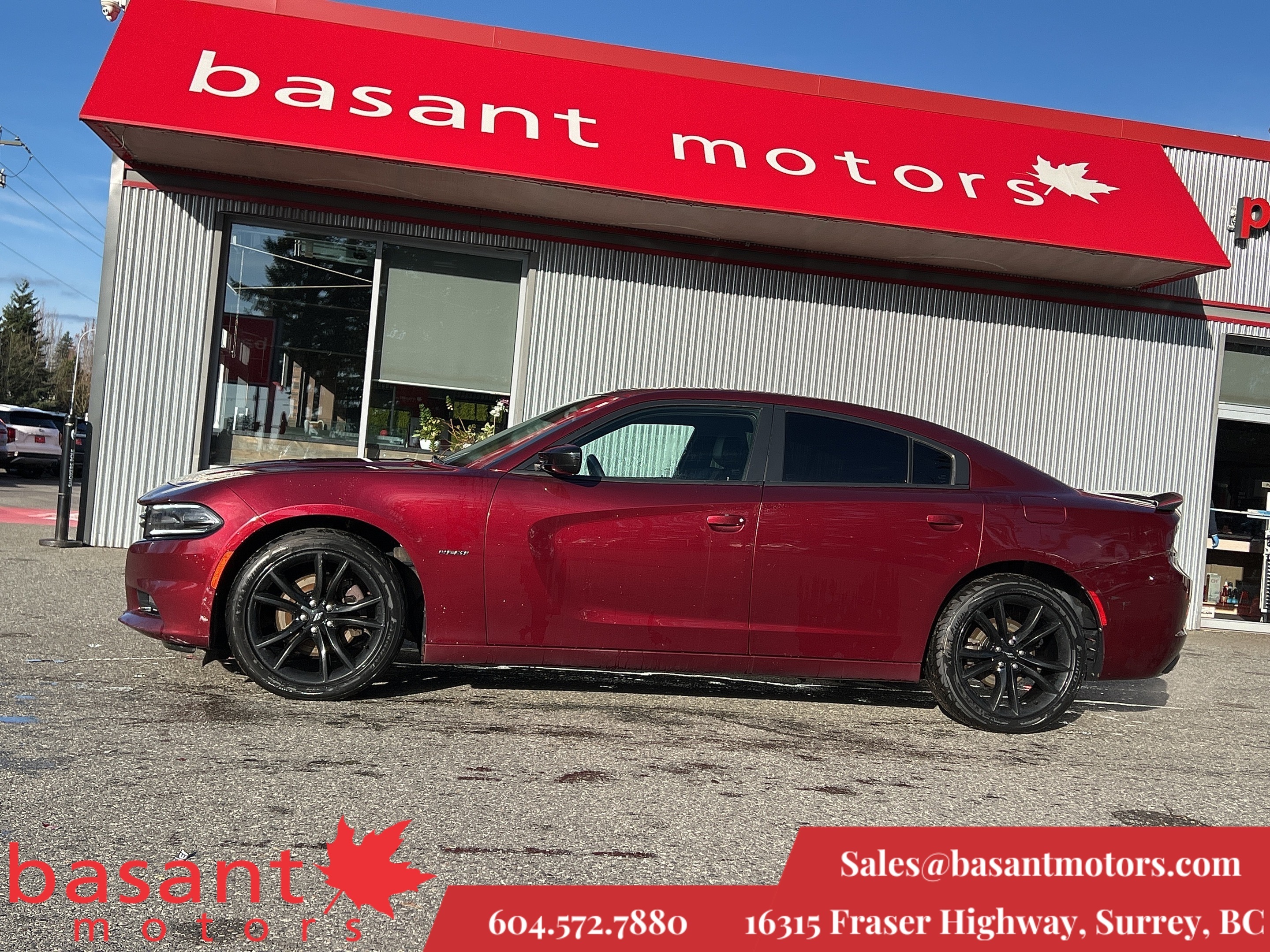 2017 Dodge Charger R/T, Hemi, Sunroof, Leather, Heated/Cooled Seats!
