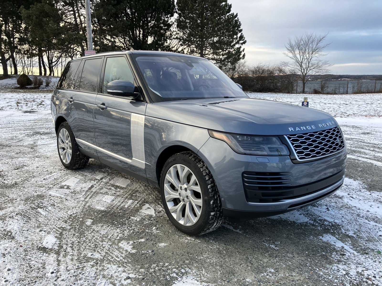 2019 Land Rover Range Rover HSE...WINTER AND SUMMER TIRES INCLUDED!