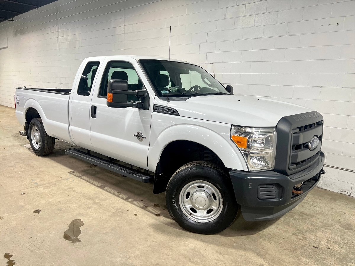 2013 Ford F-250 DIESEL! 4X4! 8FT LONG BOX! ONE OWNER! POWER LIFT G
