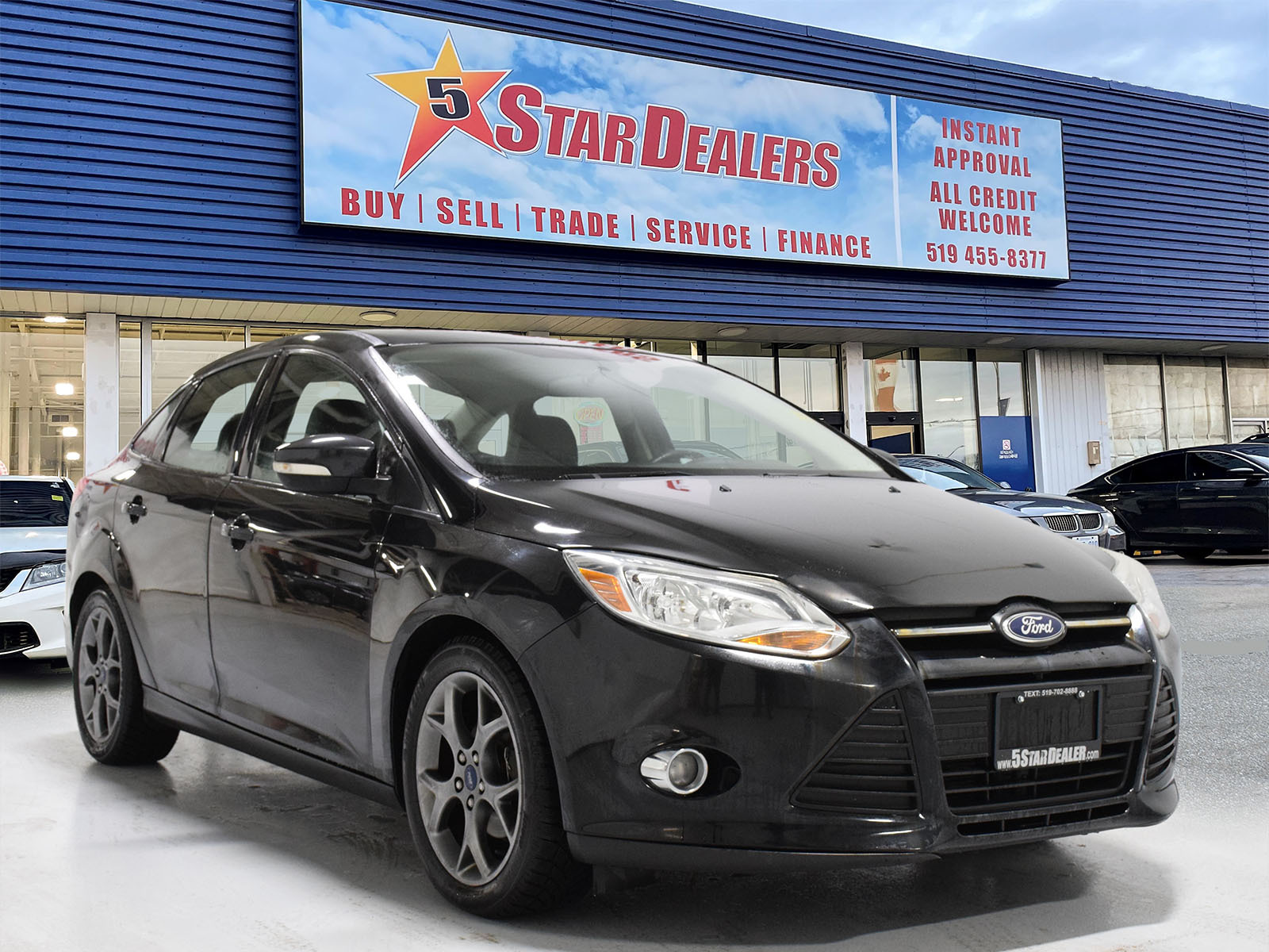 2014 Ford Focus LEATHER SUNROOF H-SEATS! WE FINANCE ALL CREDIT!