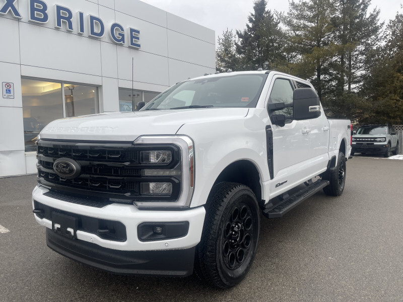 2024 Ford F-250 Lariat  - Fully Loaded Black Pack!!!!