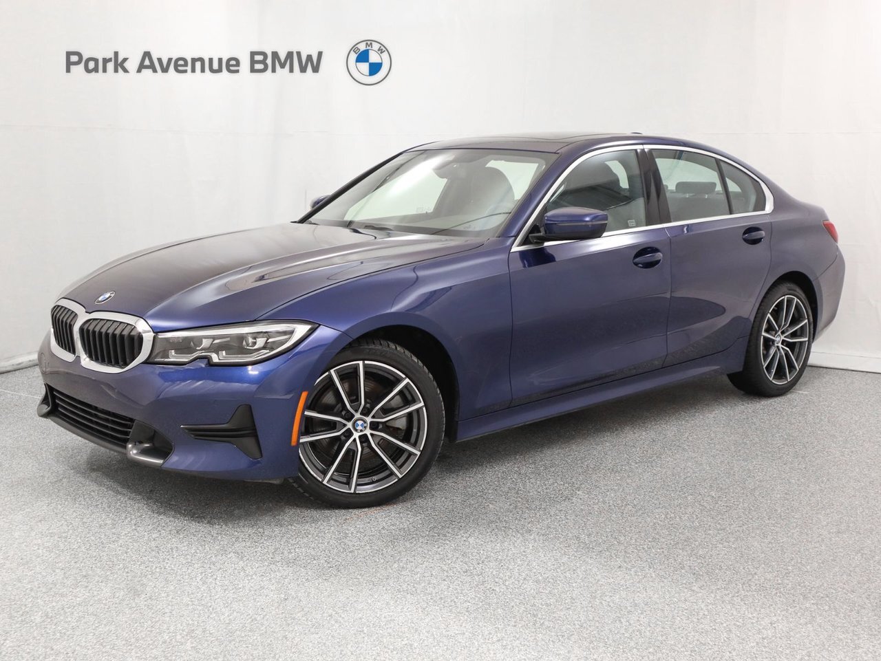 2019 BMW 3 Series 330i xDrive Premium Essential / Premium Essential
