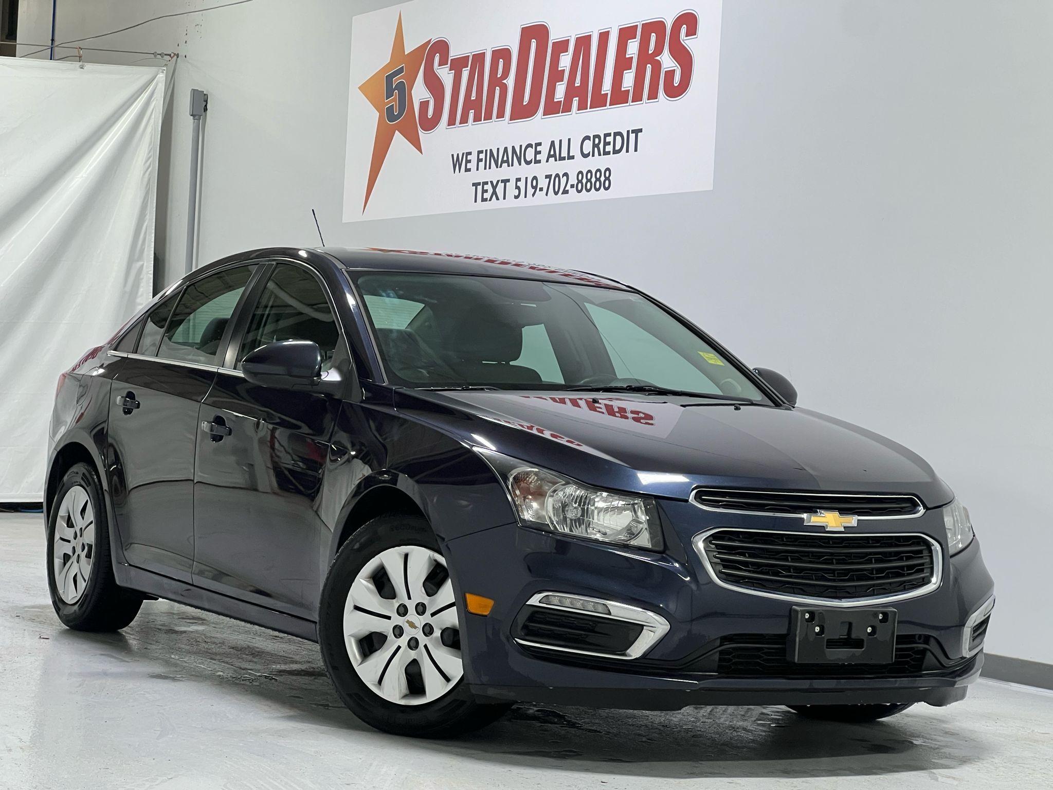 2015 Chevrolet Cruze GREAT CONDITION! MUST SEE! WE FINANCE ALL CREDIT!