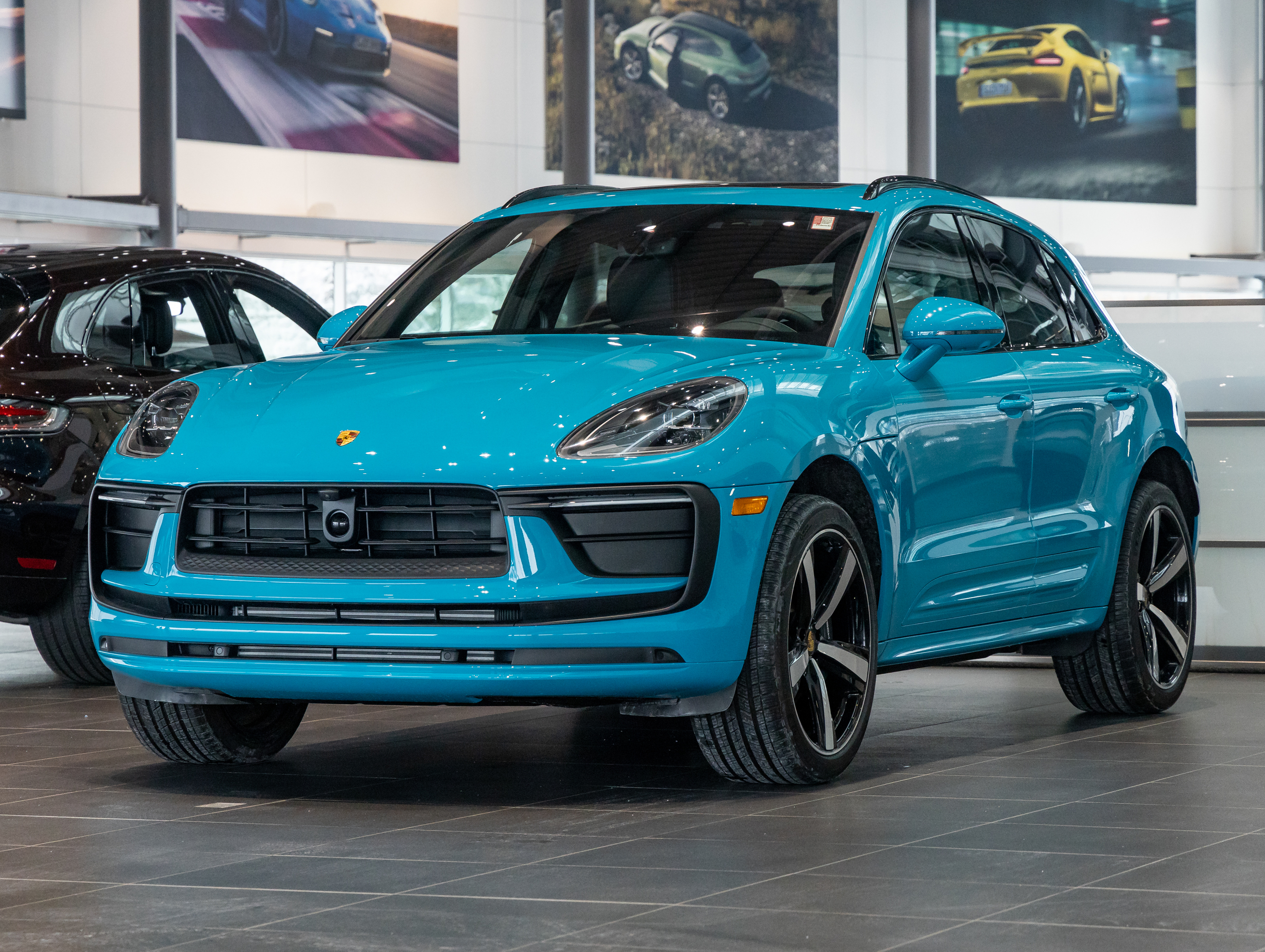 2023 Porsche Macan | 2 Year Extended Warranty Included! Miami Blue