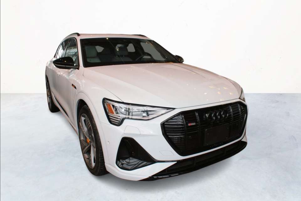 2023 Audi e-tron Technik Sline Blk Pkg+Luxury Pkg MSRP $108007+Oran