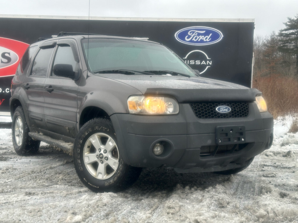 2005 Ford Escape XLT  *AS-IS*