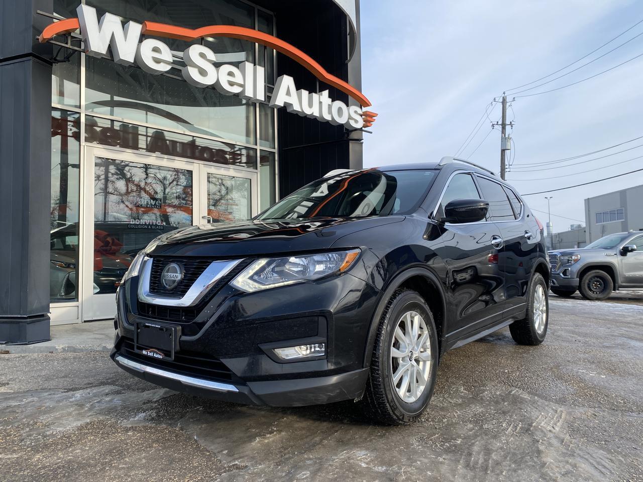 2018 Nissan Rogue SV w/Keyless Entry, Panorama Moonroof, LOADED!!