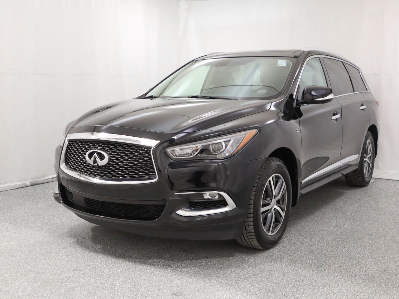 2017 Infiniti QX60 Base REARVIEW CAMERA | LEATHER SEATS | HEATED SEAT
