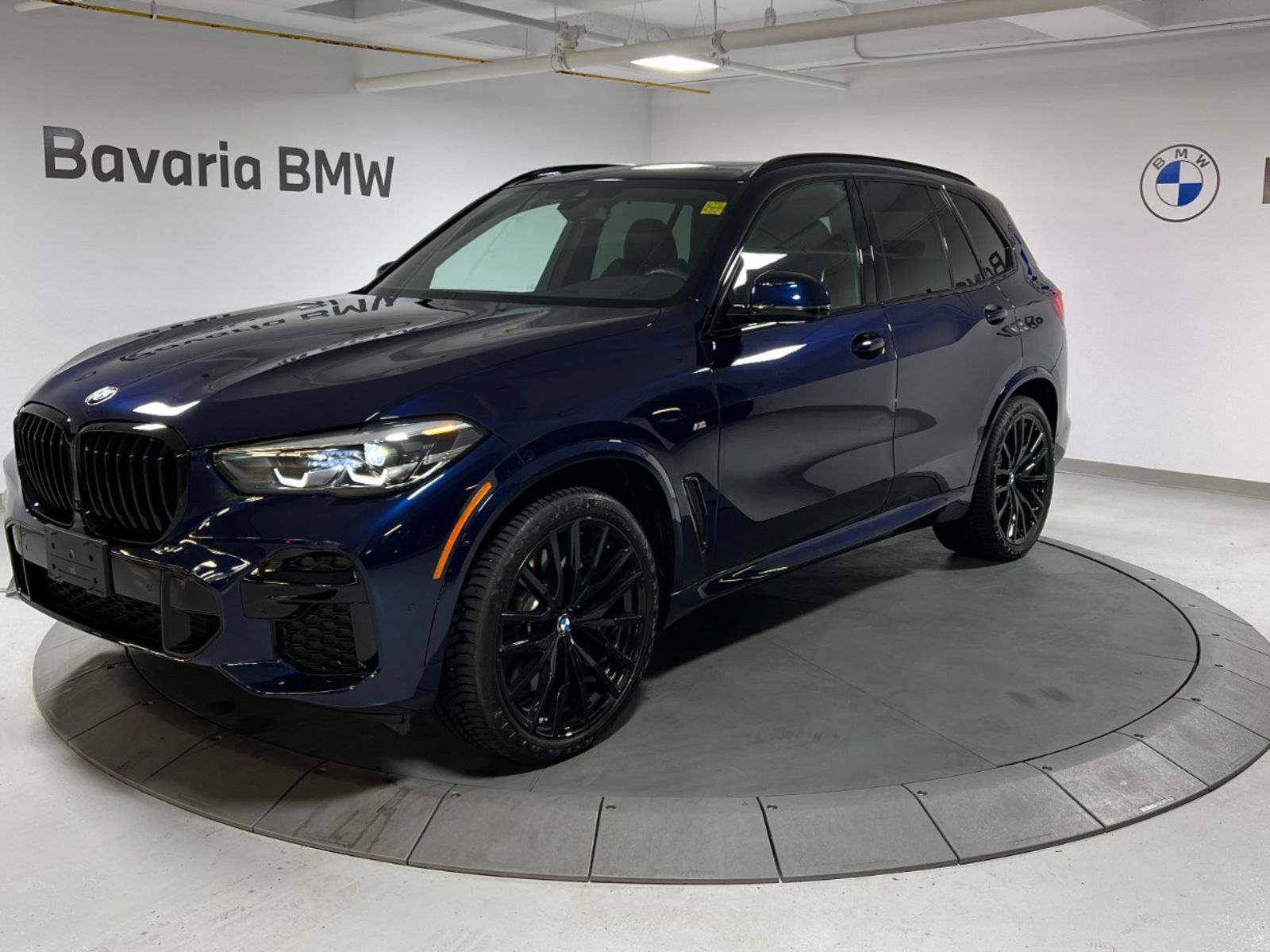 2022 BMW X5 M50i | Premium | Certified Pre Owned