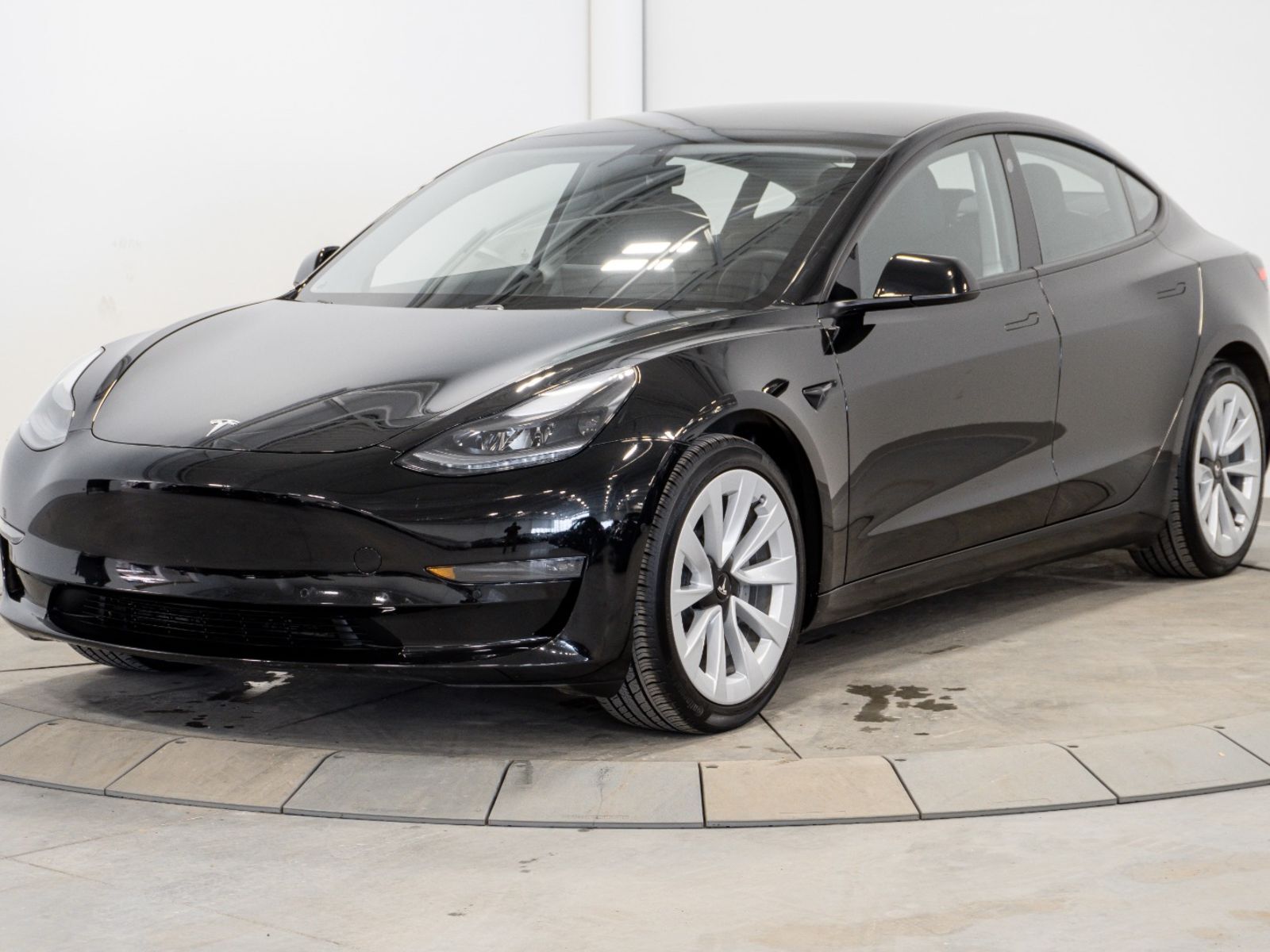 2021 Tesla Model 3 | Clean CarFax, Long Range Dual Motor, Mobile Char