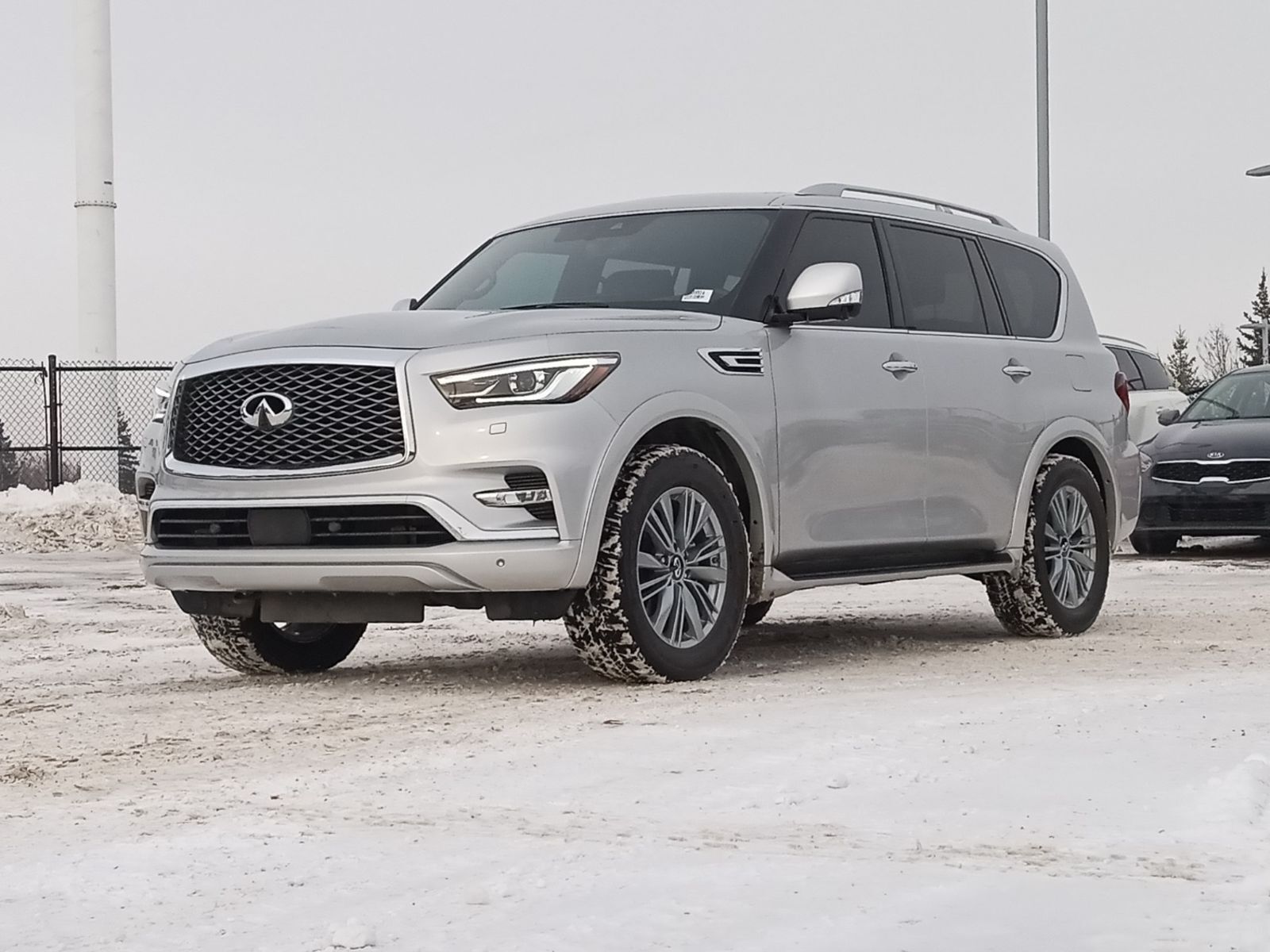 2022 Infiniti QX80 LUXE, 8-PASS, LEATHER, NAVIGATION, CPO AVAIL