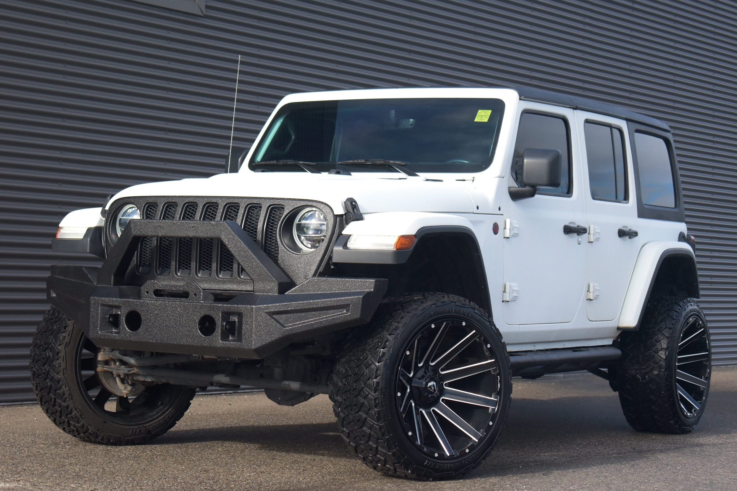 2019 Jeep WRANGLER UNLIMITED Rubicon Bought And Serviced At Oxford, Upgraded Wh