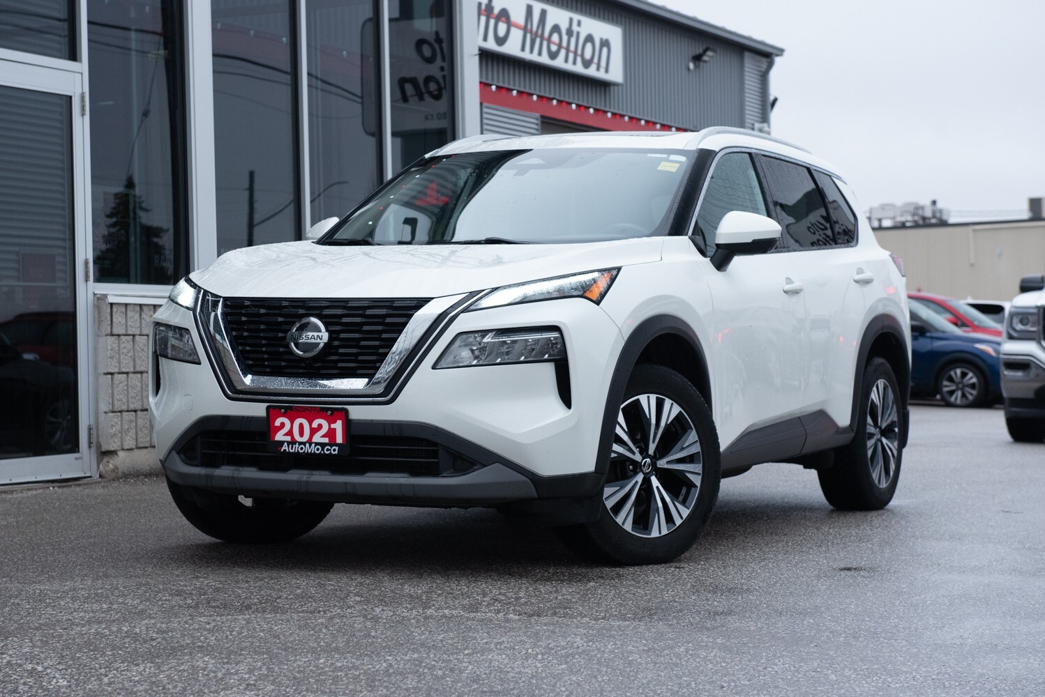 2021 Nissan Rogue | CLEAN CARFAX | LOW KMS |
