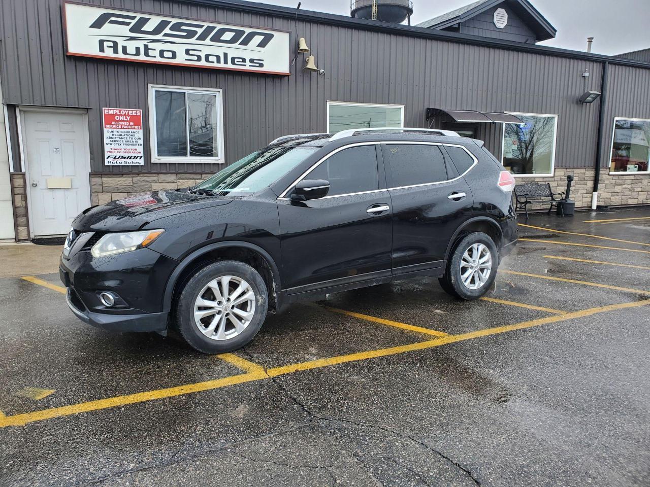 2015 Nissan Rogue SV AWD-AS IS-YOU SAFETY YOU SAVE.