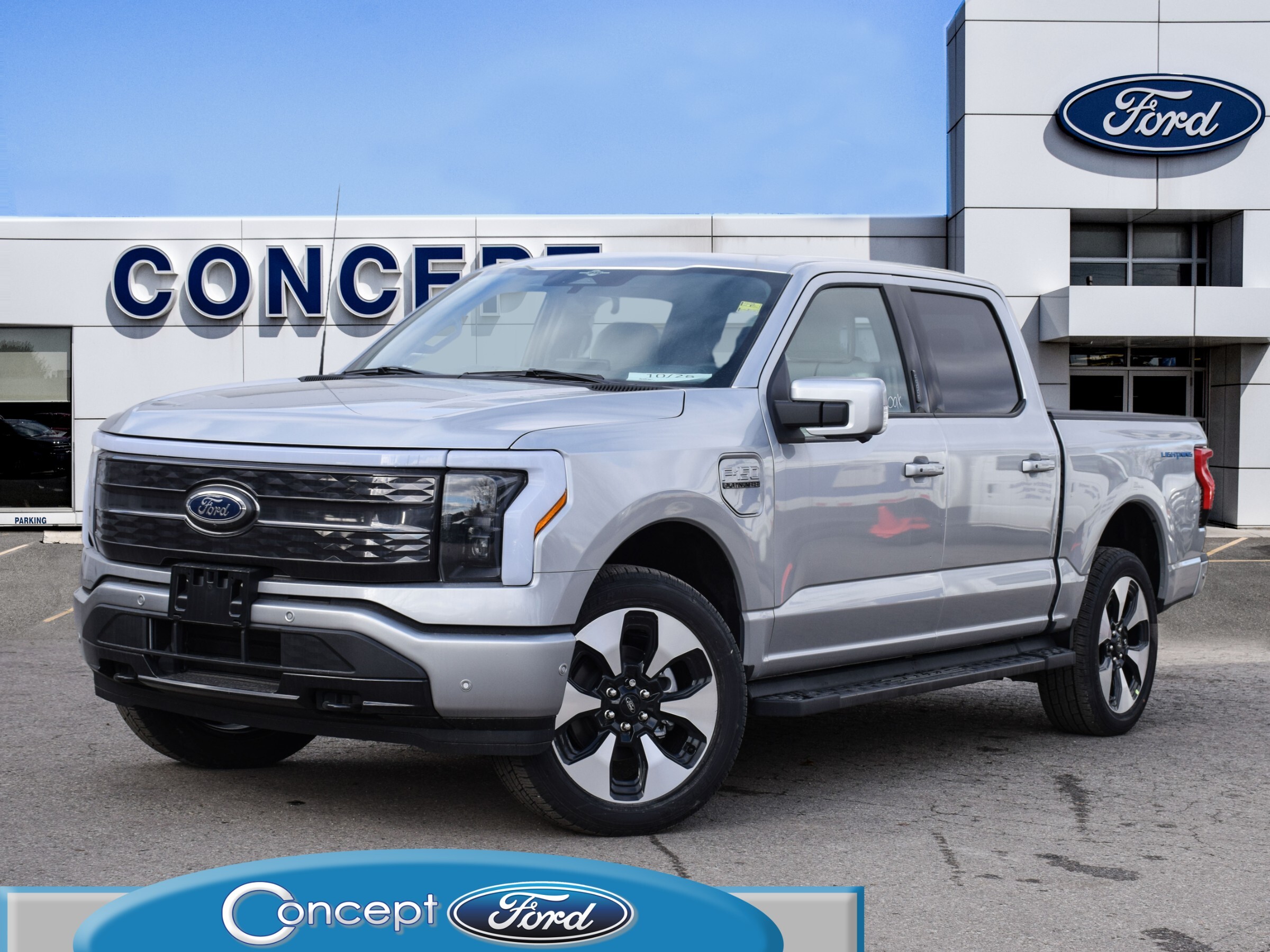 2023 Ford F-150 Lightning PLATINUM | ELECTRIC | EXT RANGE | FREE CHARGER