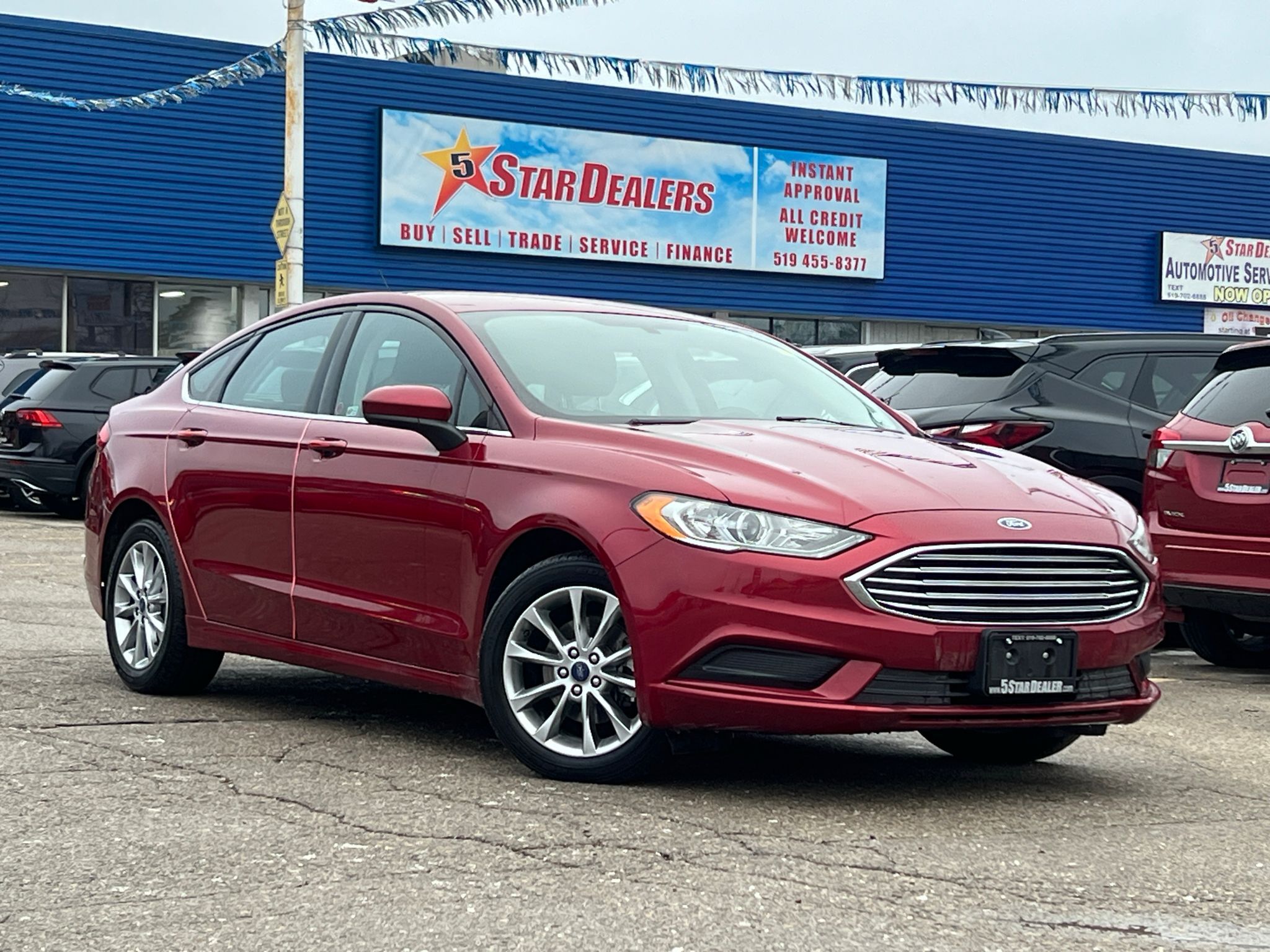2017 Ford Fusion GREAT CONDITION! MUST SEE! WE FINANCE ALL CREDIT!