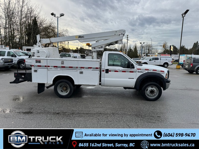 2006 Ford F-450 Dually / 2wd / Diesel / Altec AT 200 Bucket Lift