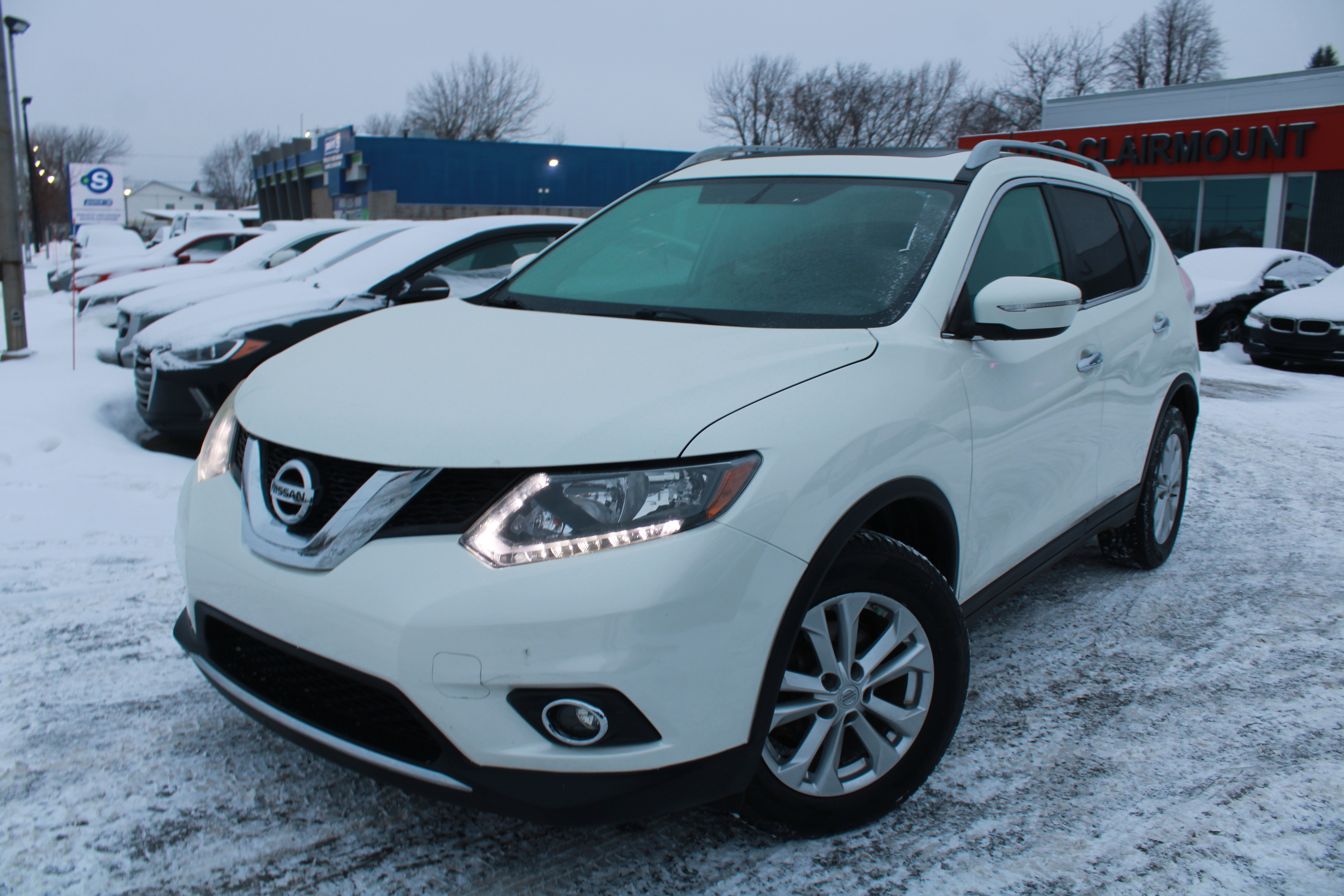 2015 Nissan Rogue FWD 4dr SV, BLUTOOTH, CAMERA +++