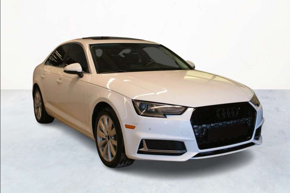 2019 Audi A4 2.0T KOMFORT FWD //CONVENIENCE PACKAGE//