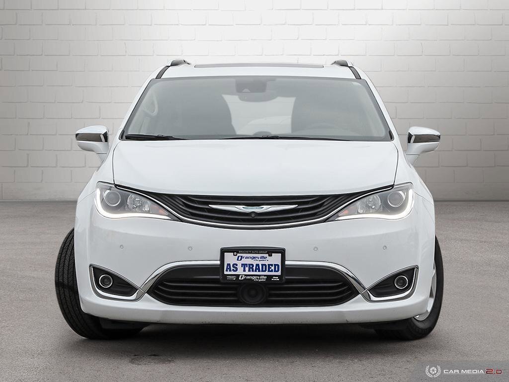 2018 Chrysler Pacifica Hybrid LimitedLIMITED, NAV, ROOF, UCONNECT THEATRE