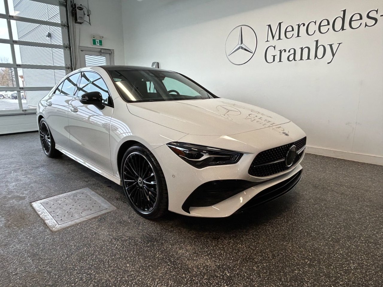 2024 Mercedes-Benz CLA CLA 250 AMG Line + Night + Driver Assist Package 