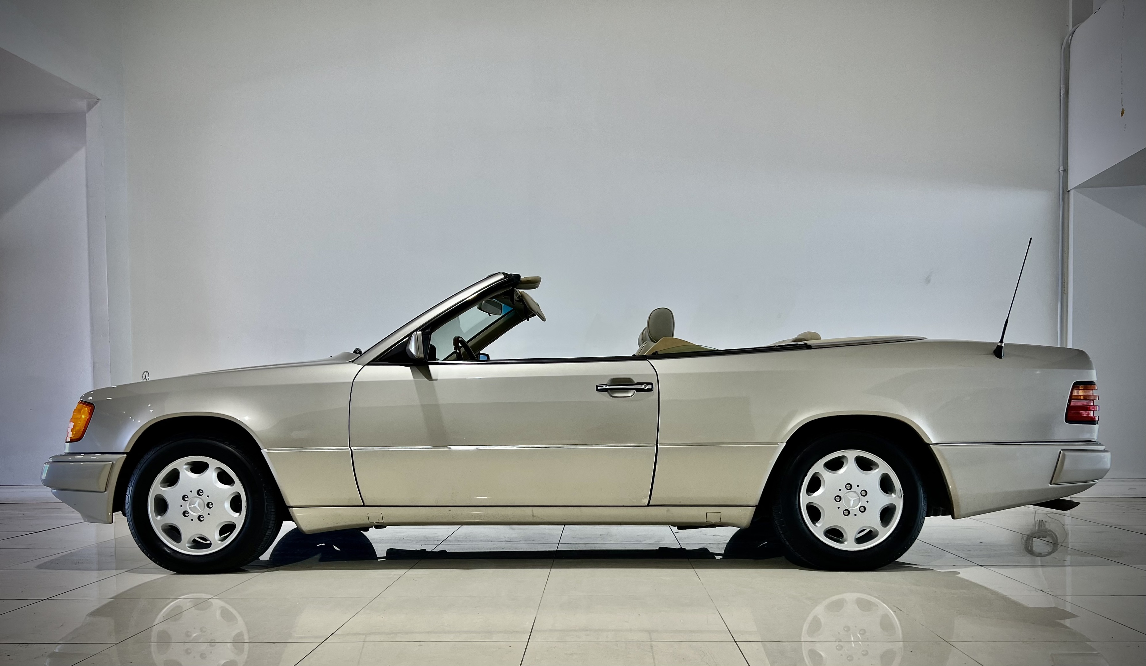 1993 Mercedes-Benz 300 Series | Convertible | 300CE | W124 | 3.2L | 
