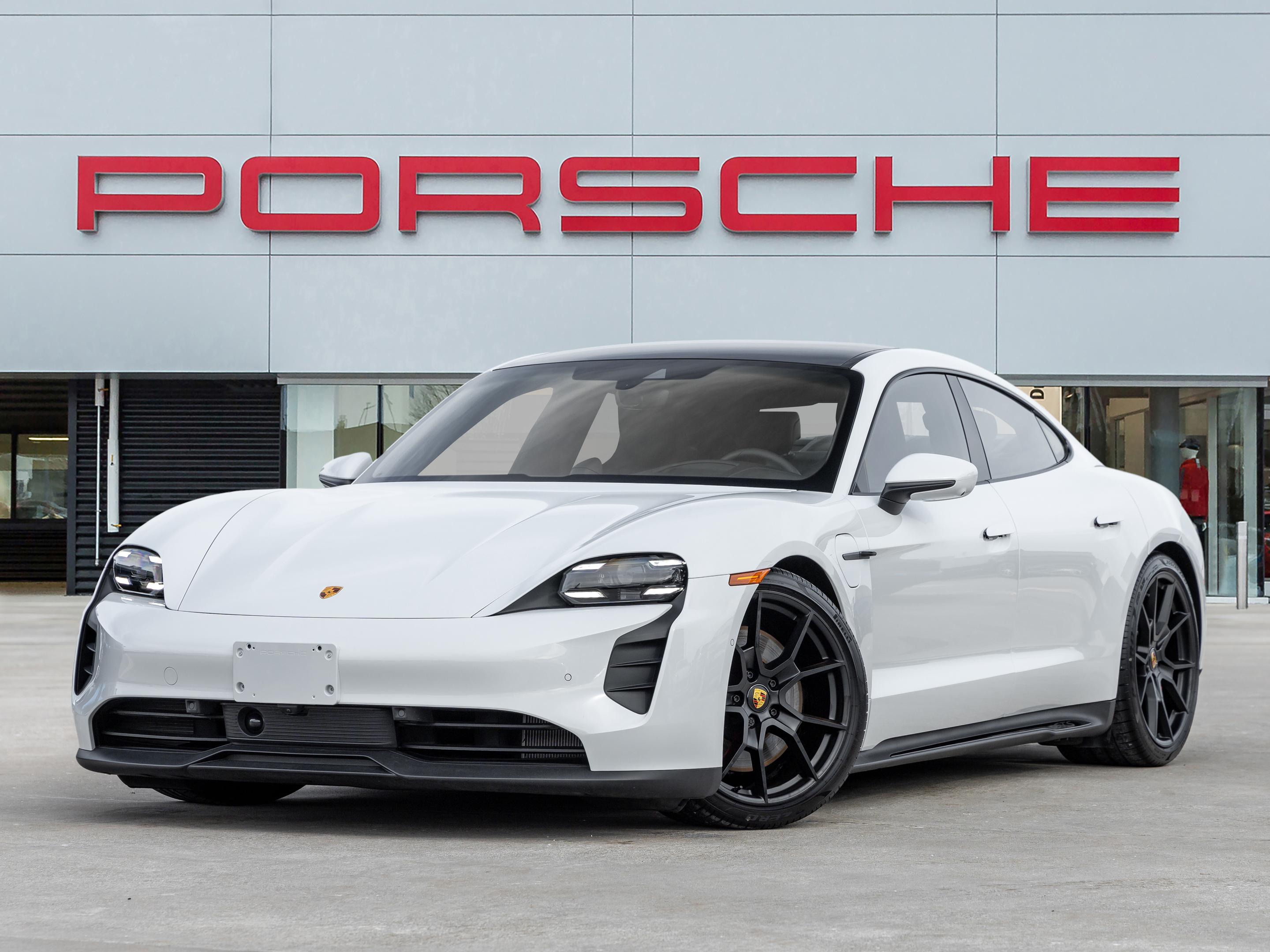 2023 Porsche Taycan GTS | 21" RS Spyder Wheels | Technology Package