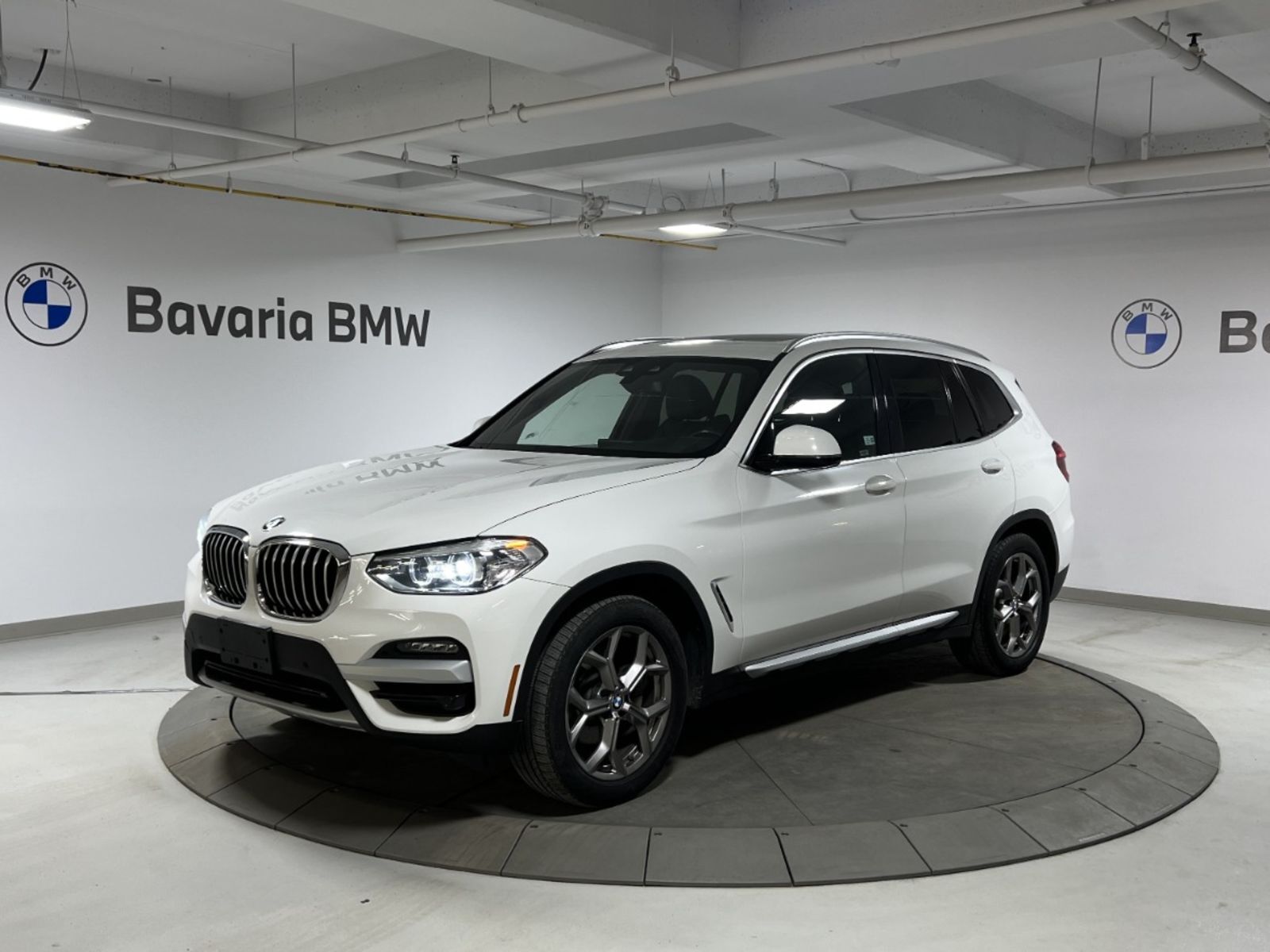 2020 BMW X3 xDrive30i | Pano Roof | Premium Essential Package