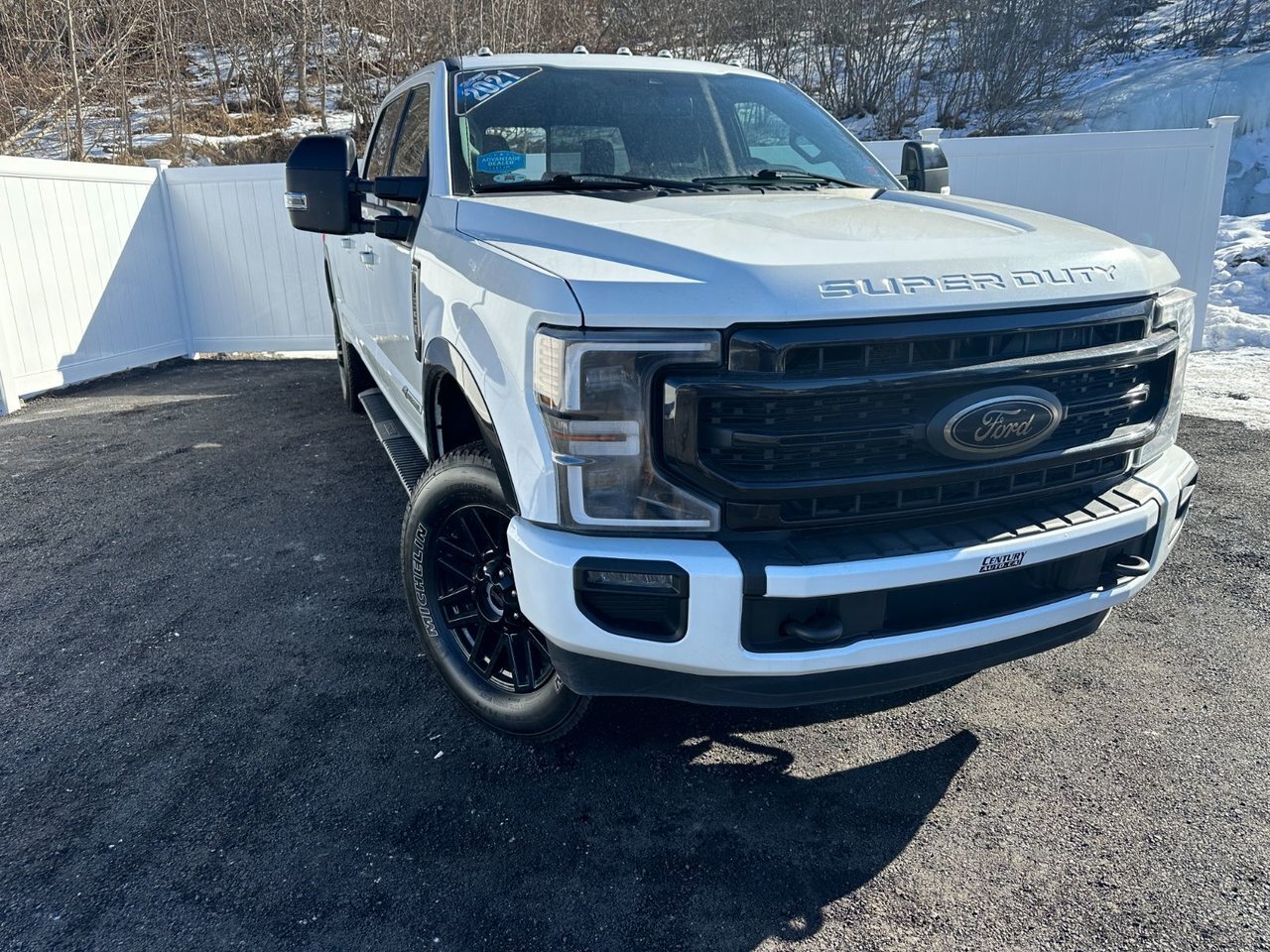 2021 Ford F-350 SUPER DUTY Lariat | Leather | Cam | USB | Warranty to 2026