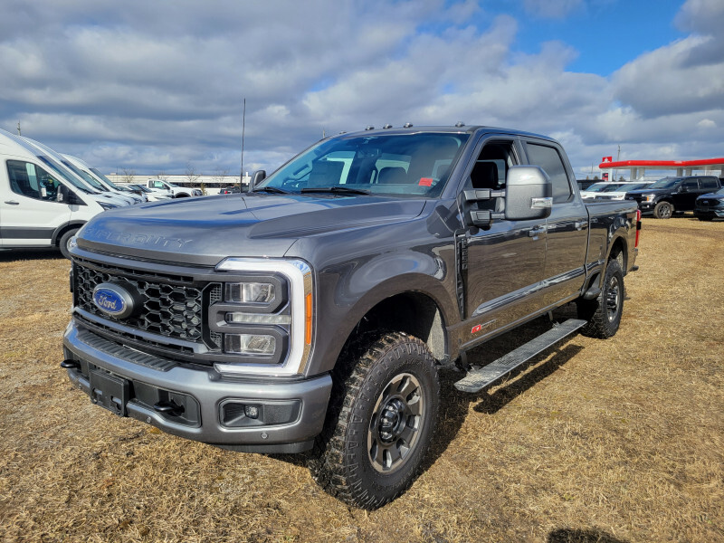 2023 Ford F-250 Lariat  - Roof/Loaded Sport Pack Tremor!!!