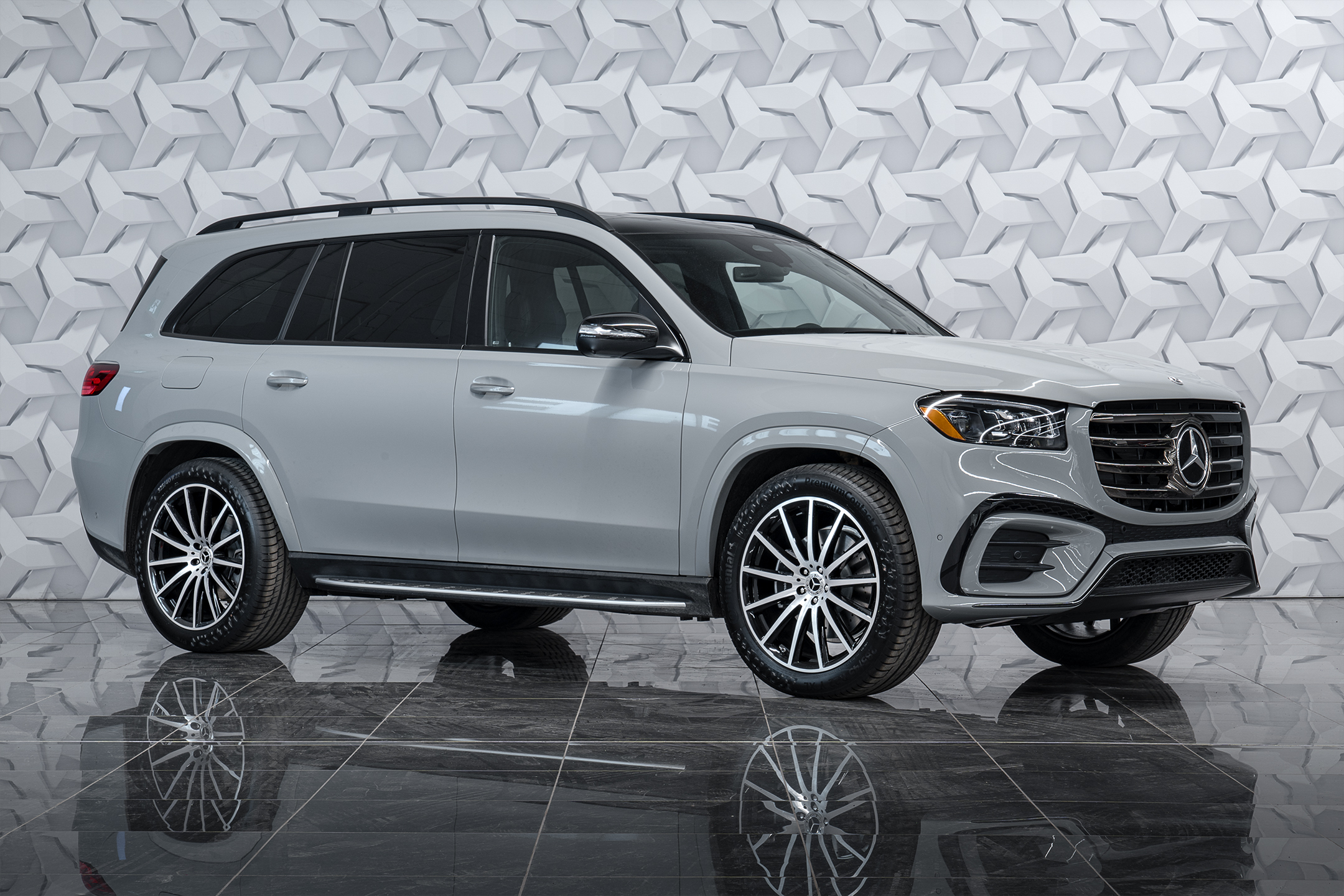 2024 Mercedes-Benz GLS Captain Seats | AMG Night Package | LOADED