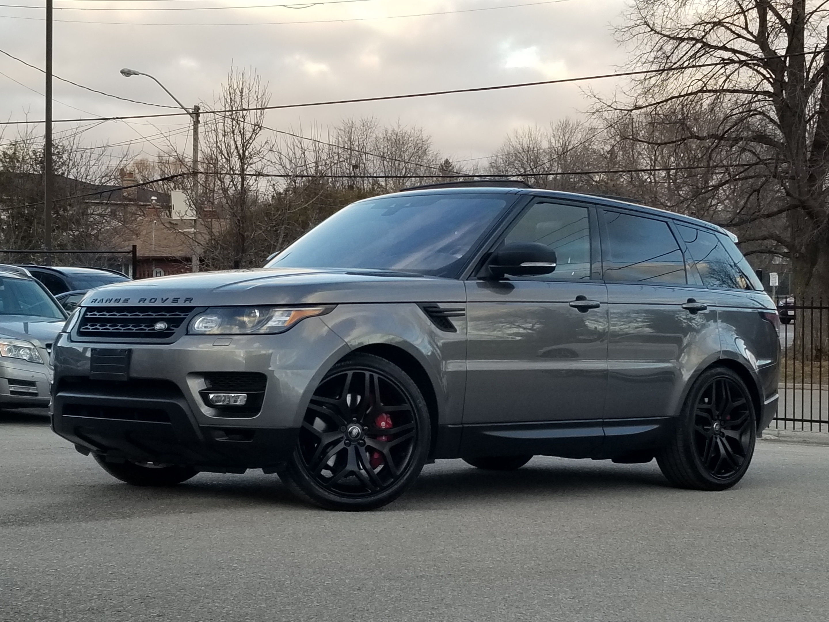 2017 Land Rover Range Rover Sport CLEAN CARFAX|5.0L V8|SUPERCHARGED|COOLED SEATS|NAV