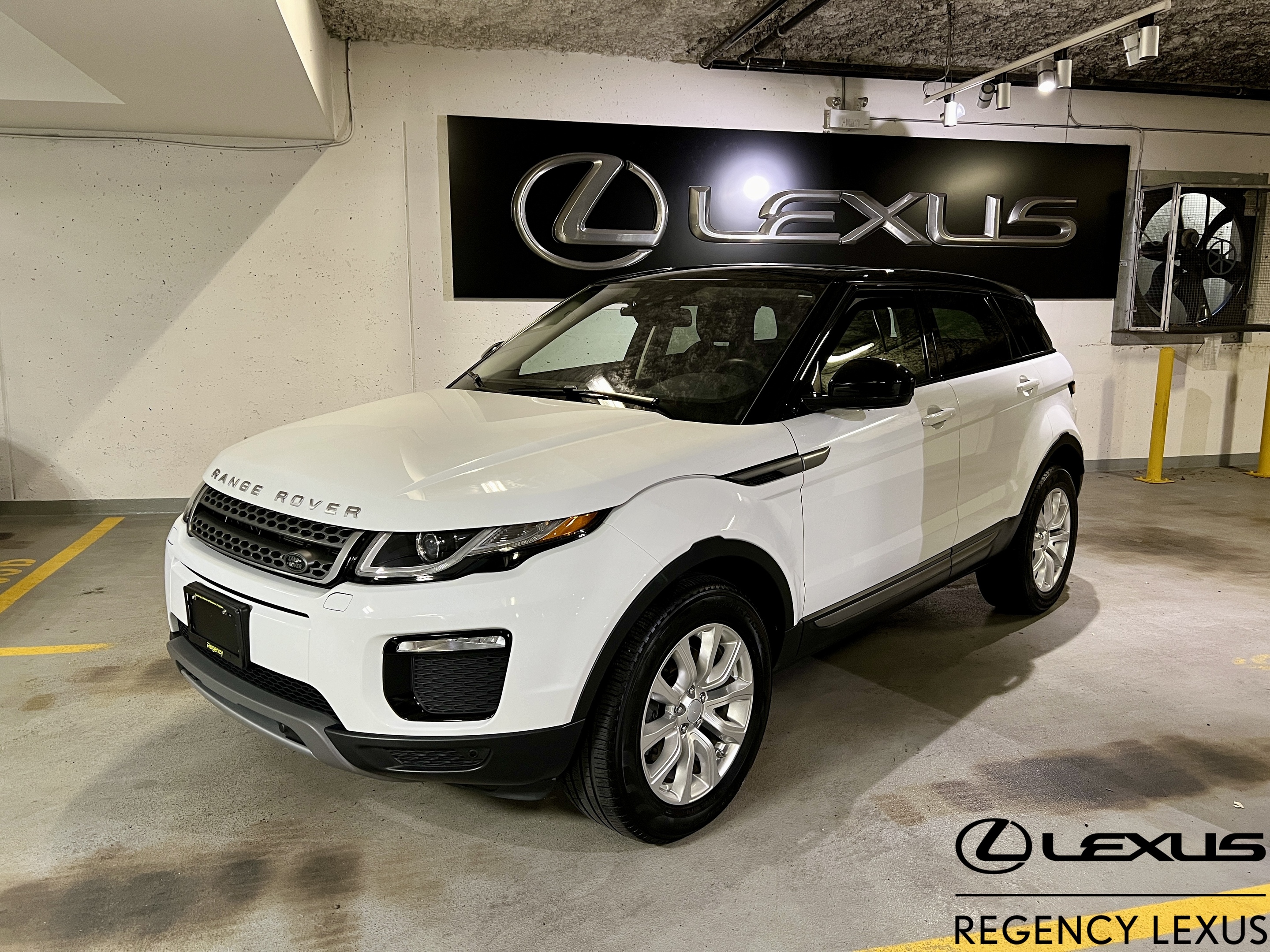 2018 Land Rover Range Rover Evoque NO ACCIDENTS SE AWD MERIDIAN PANROOF NAV LEATHER