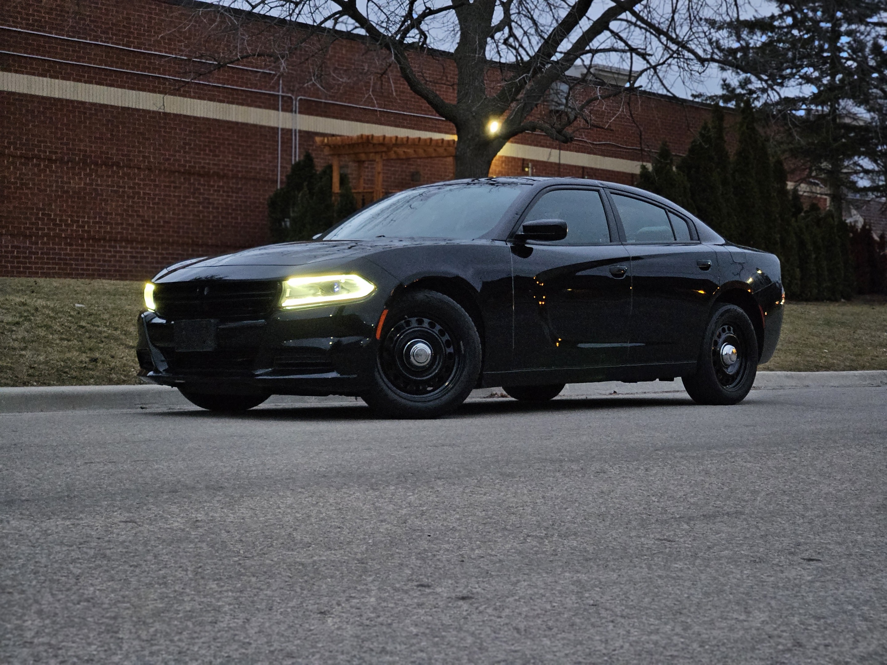 2017 Dodge Charger V8 Hemi-AWD**One Owner**Financing Available**