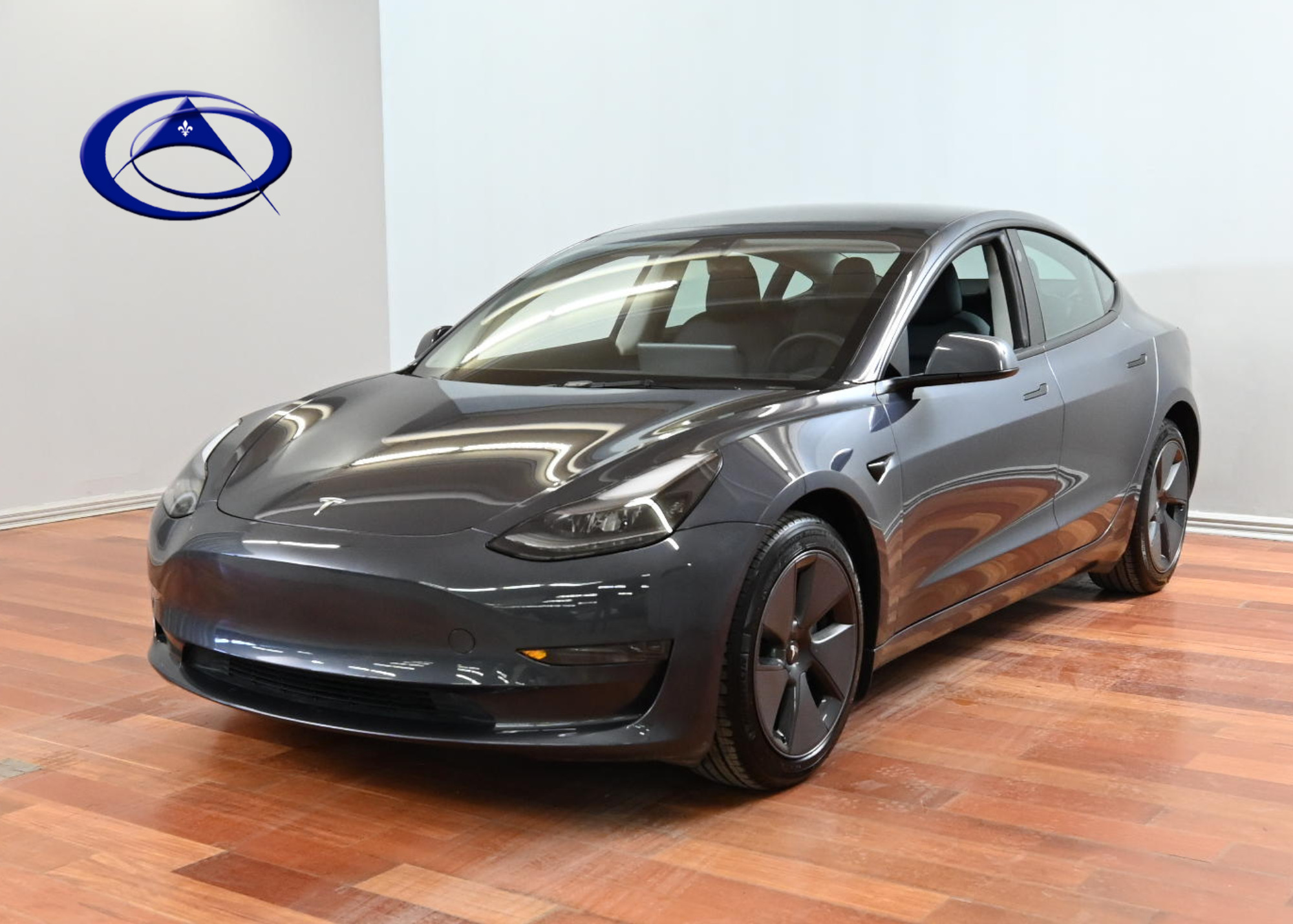 2023 Tesla Model 3 RWD  $332/2SEM